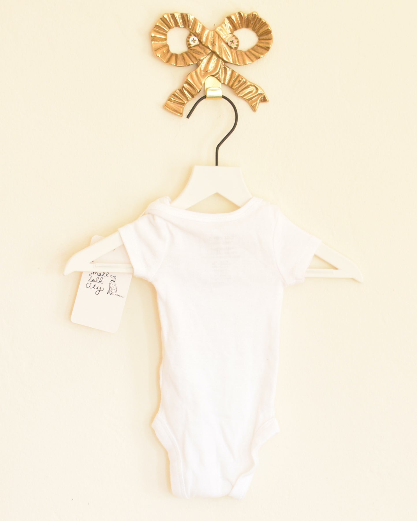 NWTs Schmattas Dali Short Sleeve Onesie / newborn