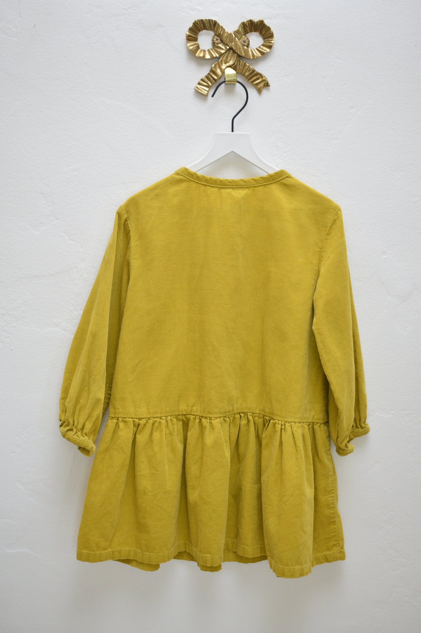 Hanna Andersson Corduroy Ruffle Dress / 4 (100 cm)