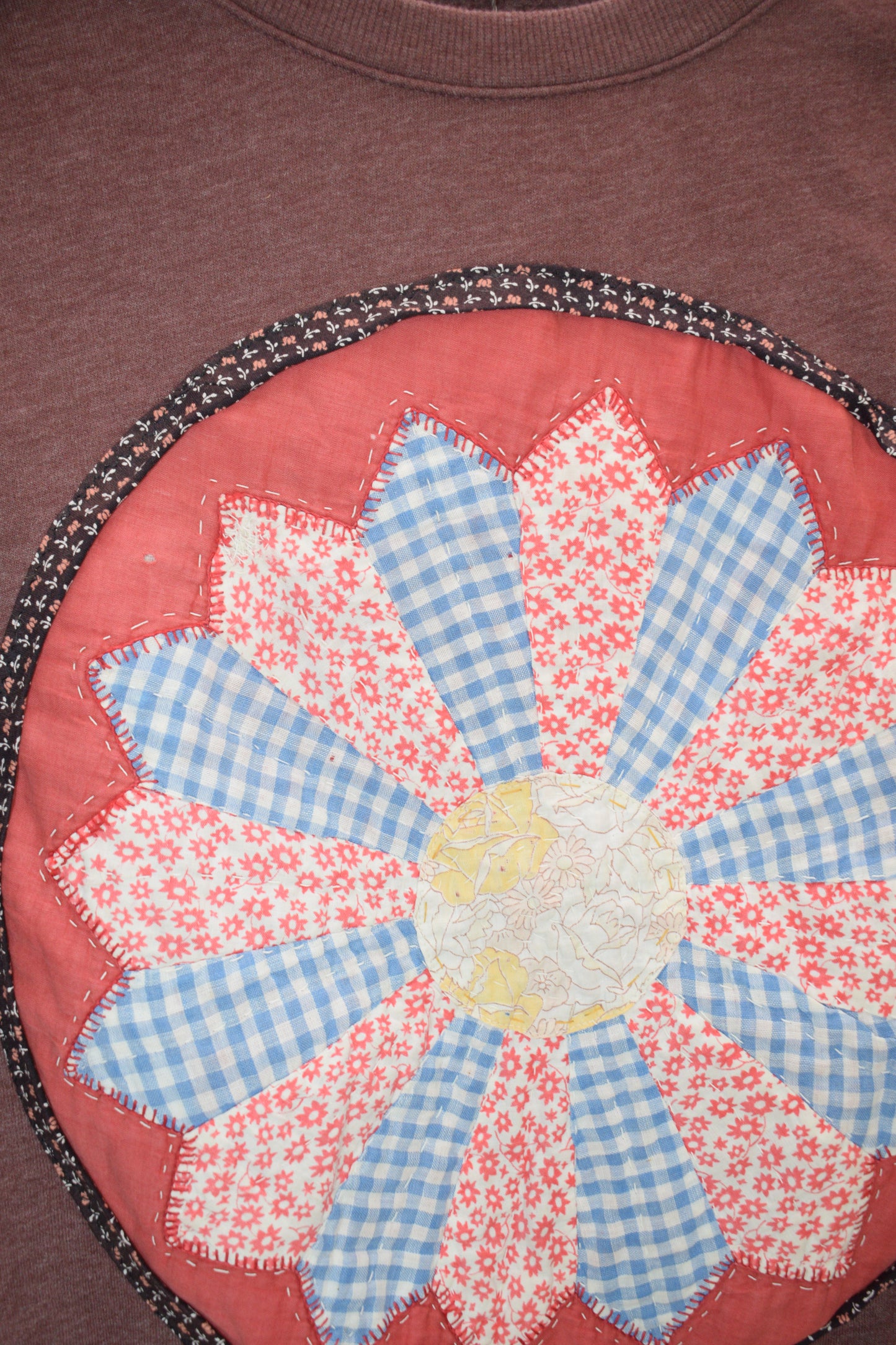 ASA Red Wood Quilted 6 Pointed Star Sweatshirt / 8