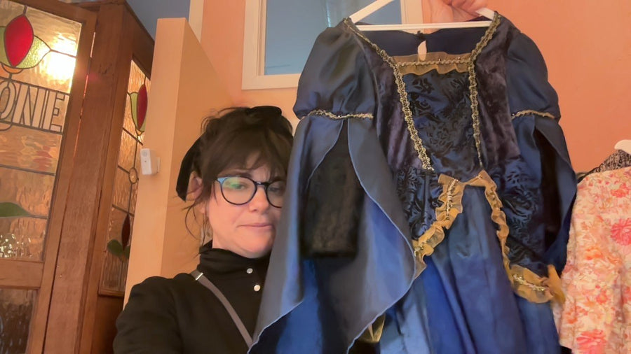 costumes