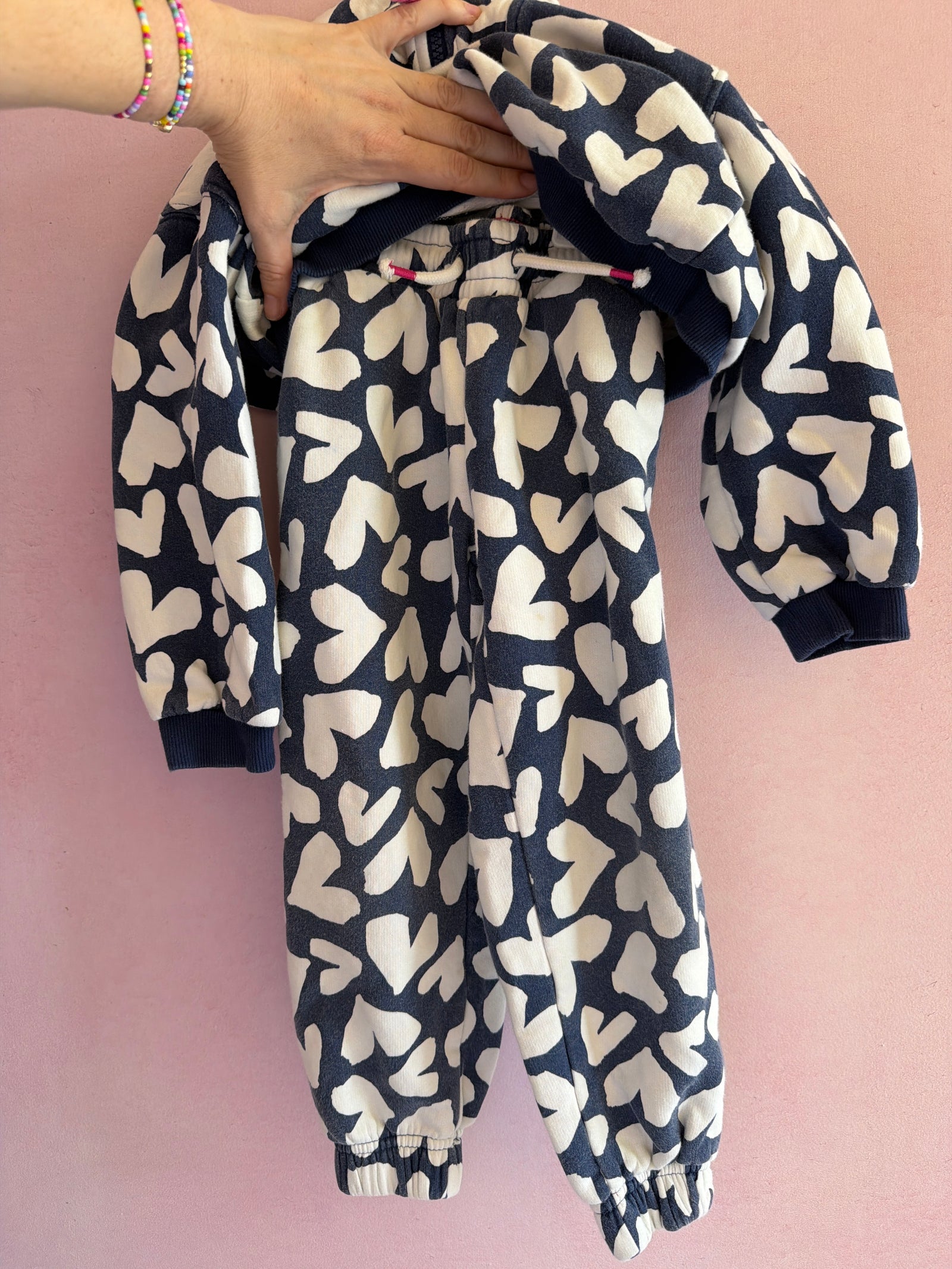 Mini Boden Navy with Allover White Heart Print Two Piece Sweatsuit Set / 4-5