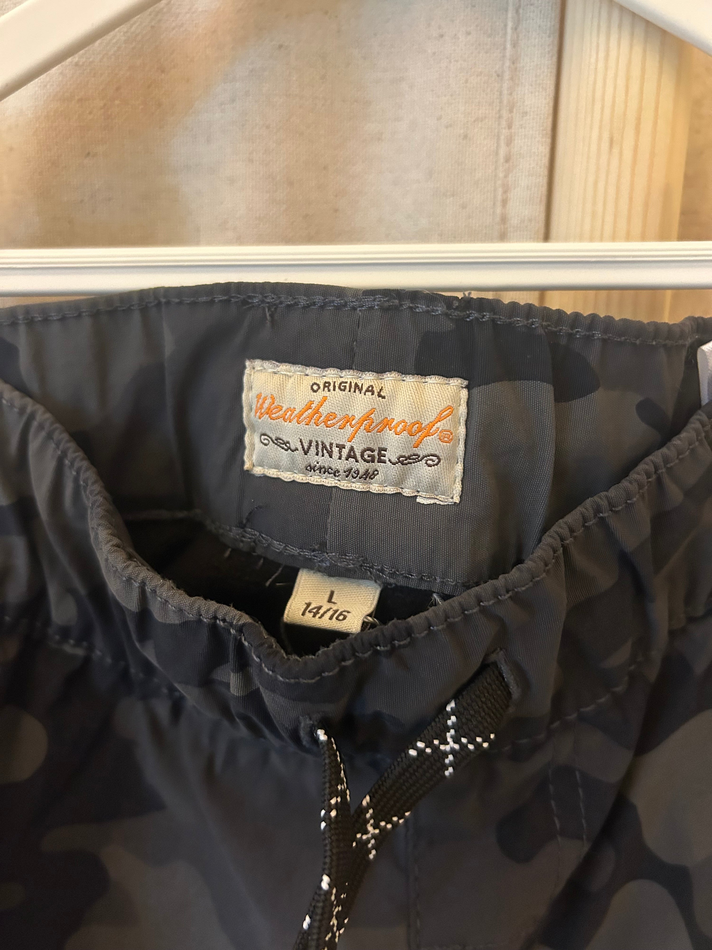 Weatherproof Black/Gray camouflage pattern Snow Pants / 14-16