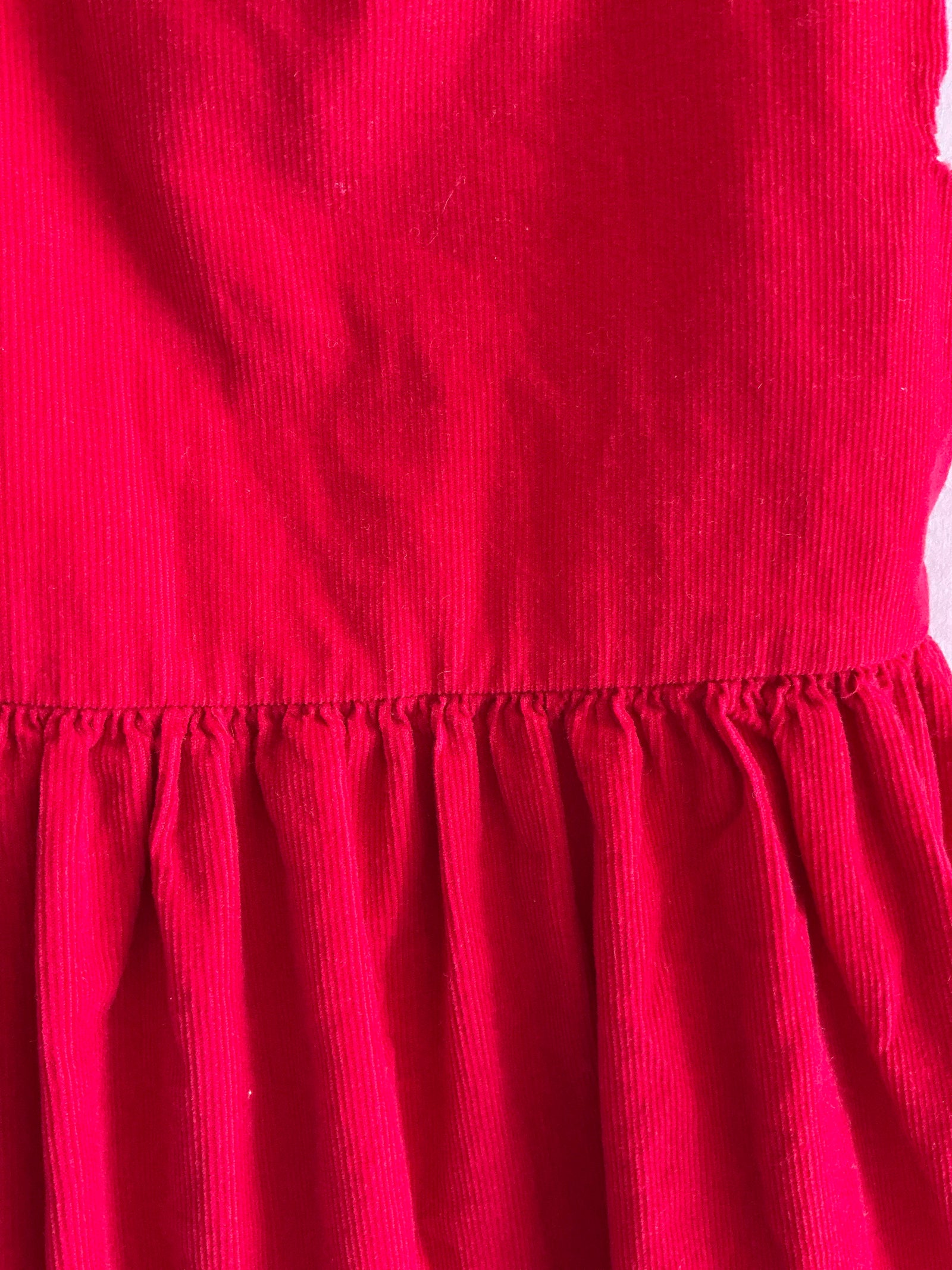 James & Lottie Red, scalloped arms Dress / 2T