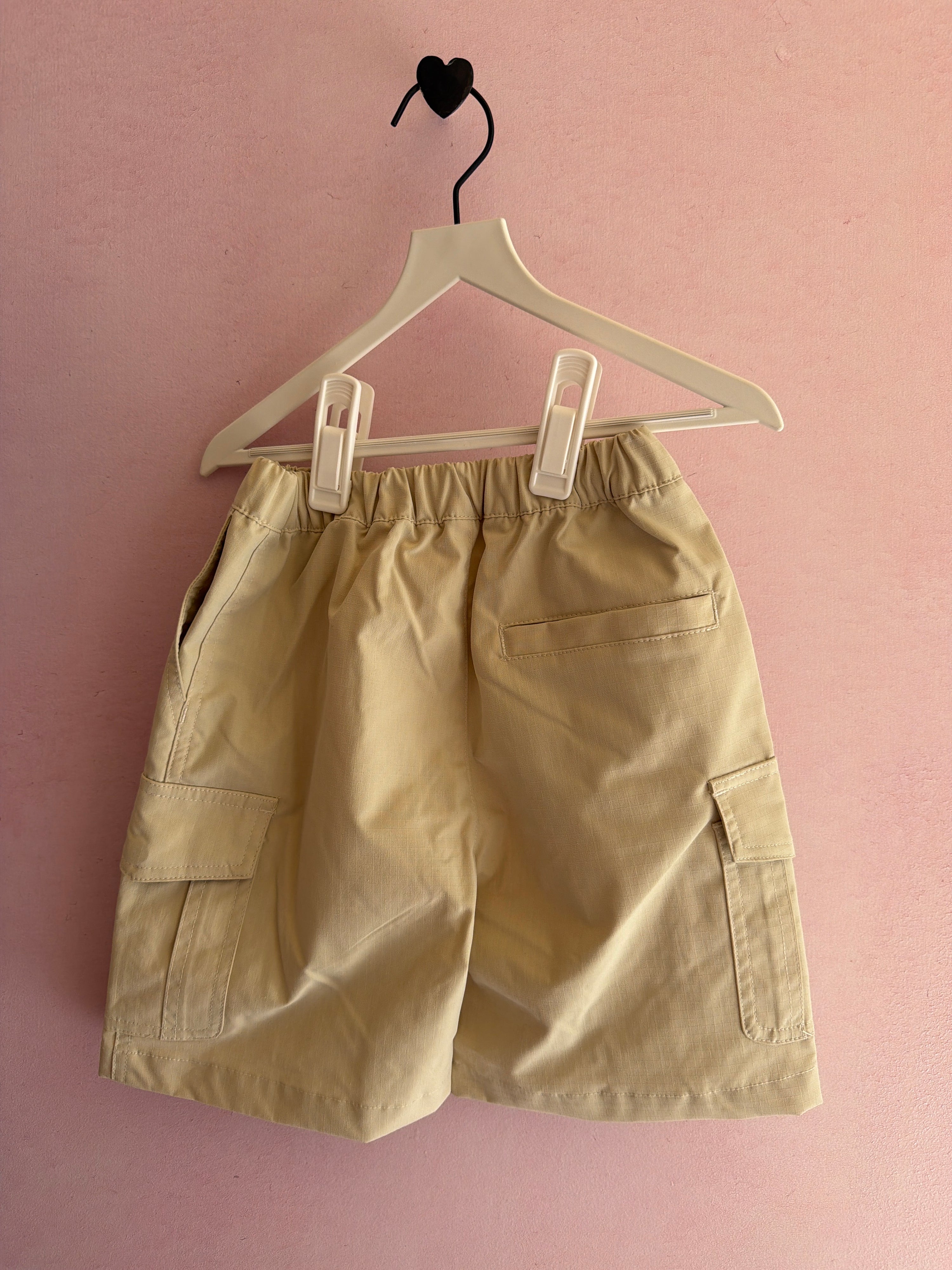 NWT Reiss Beige Shorts / 5-6