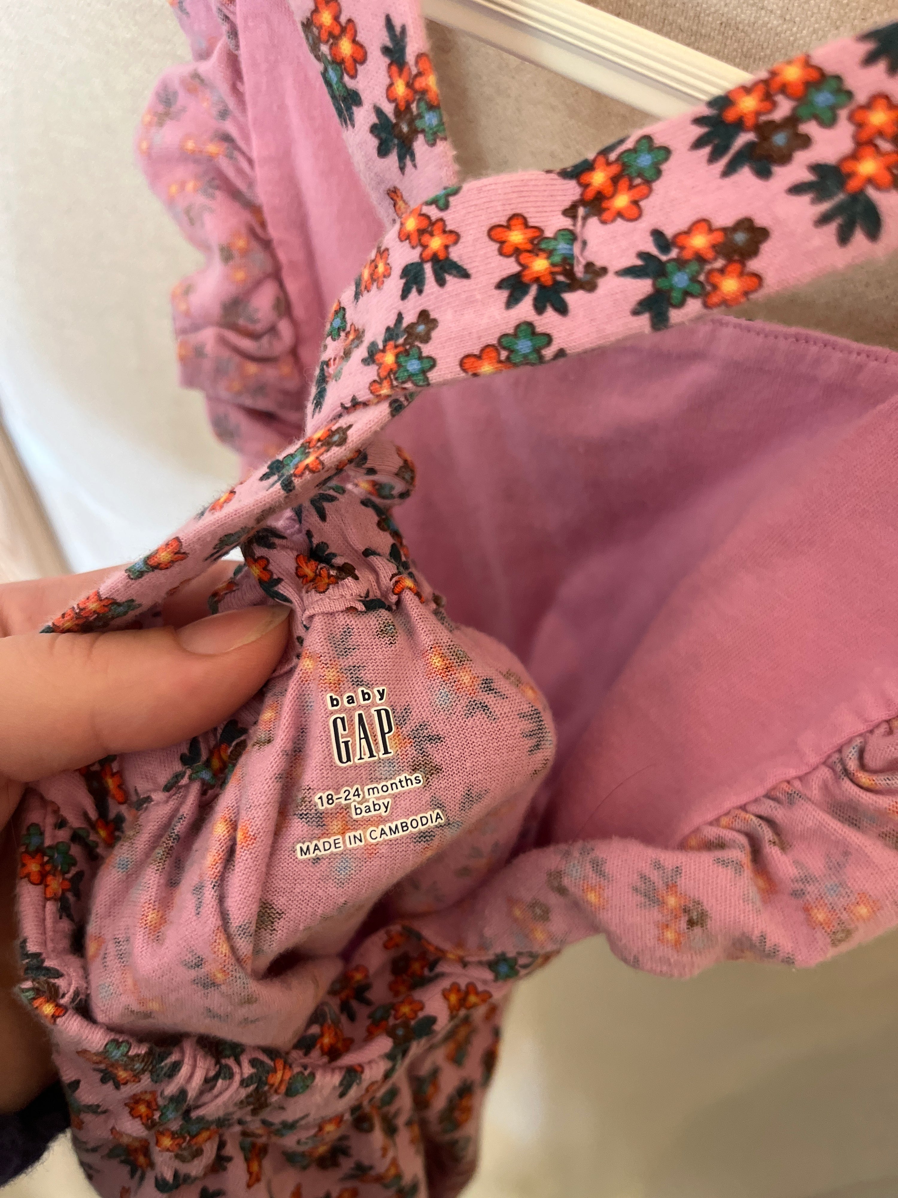 baby Gap Pink Flower Bouquet romper / 18-24 months