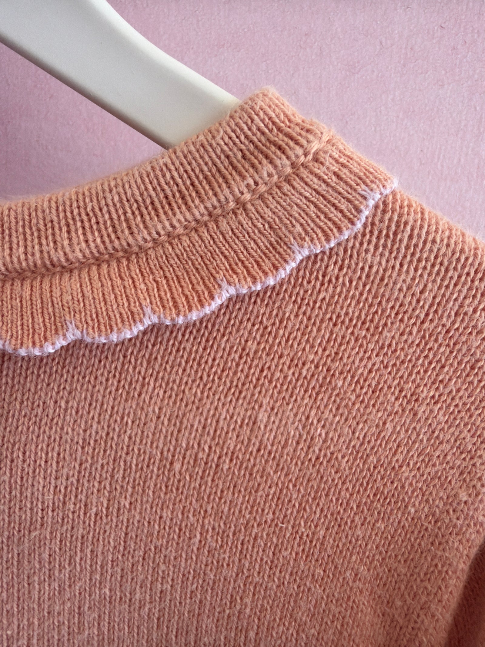 Misha & Puff Salmon Scallop Collar Sweater / 3-4 Years