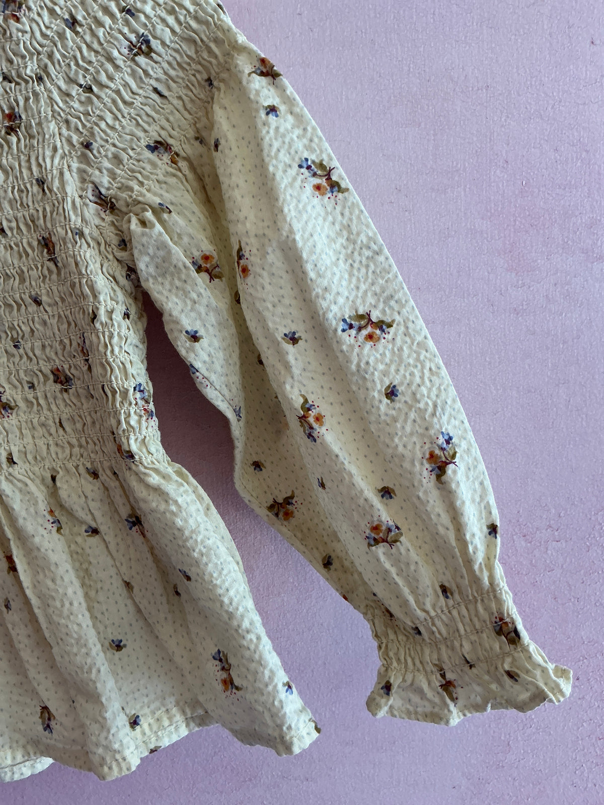 Konges Sløjd Cream Smocked Floral Blouse / 2
