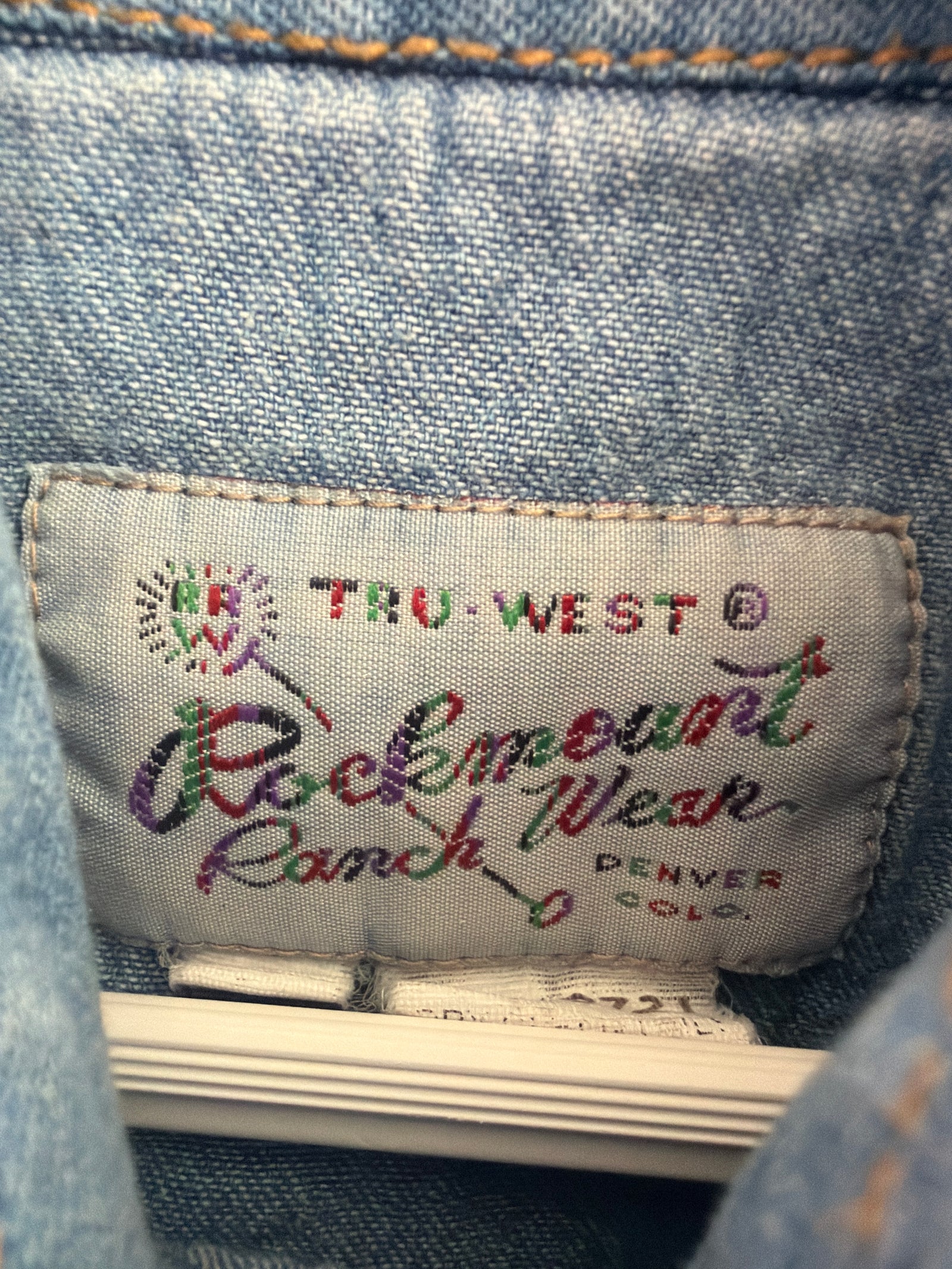 Tru-West by Rockmount Ranch Wear Chain Stitch Embroidered Western Snap Shirt
