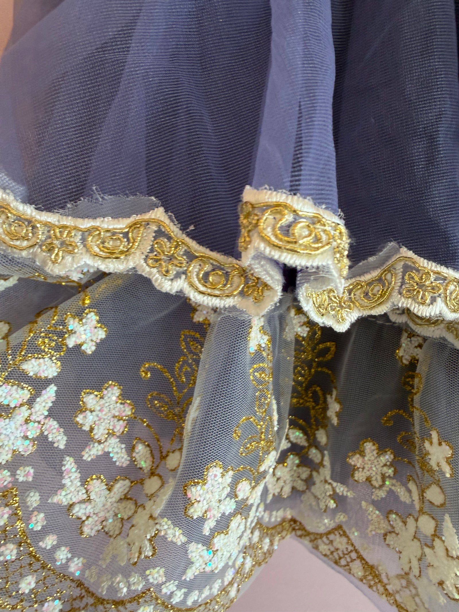 Weissman lavender sparkle costume / 4-6