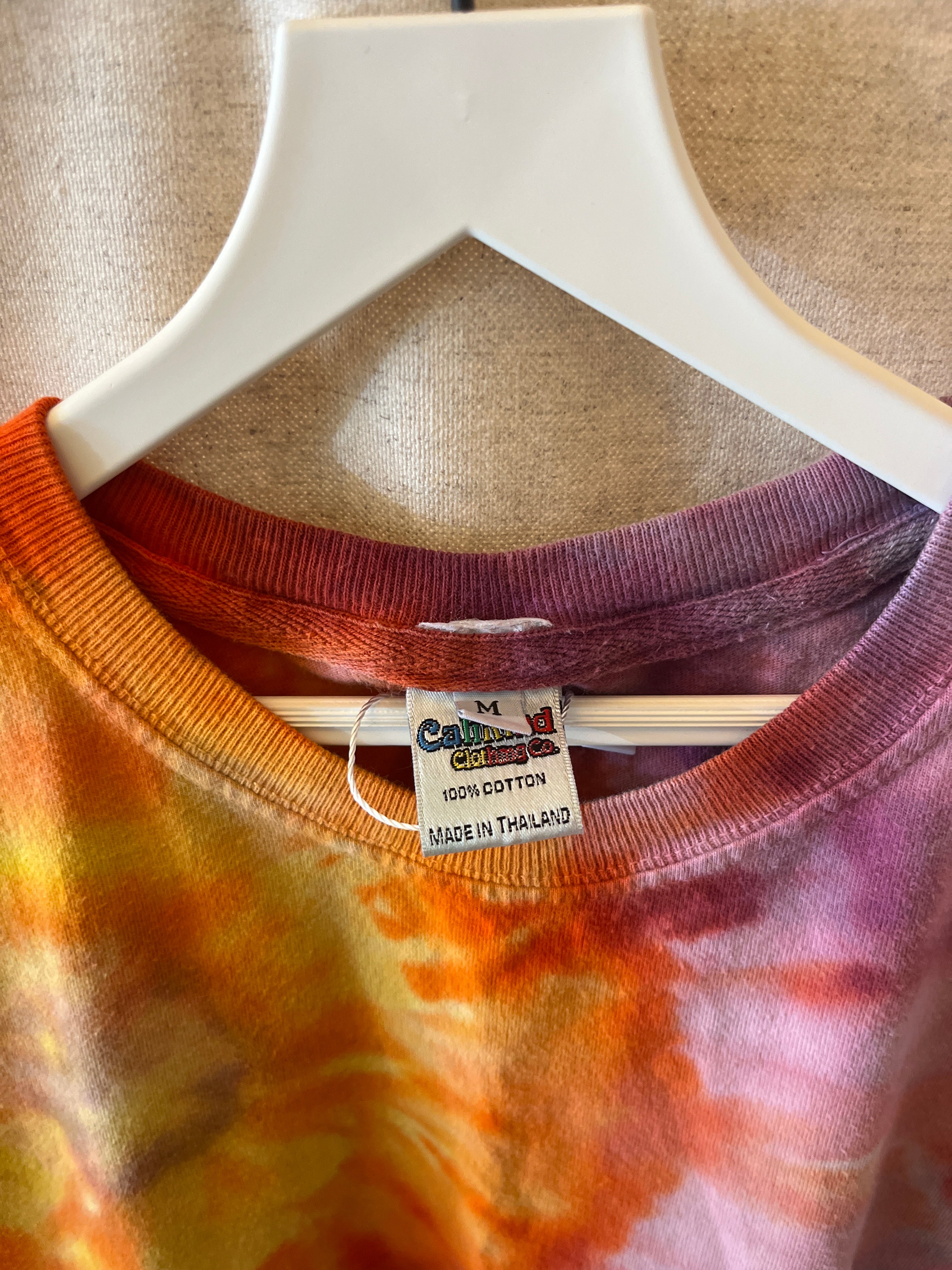 vintage Tie-Dye Bright T-Shirt / Youth Medium