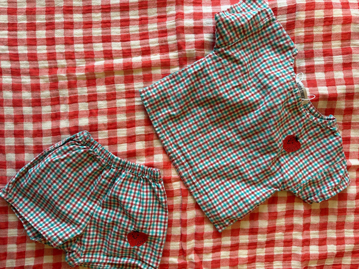 Bobo Choses Picnic Check Apple Baby Gift Set: Swaddle, Bib, Top and Shorts / 3-6 months
