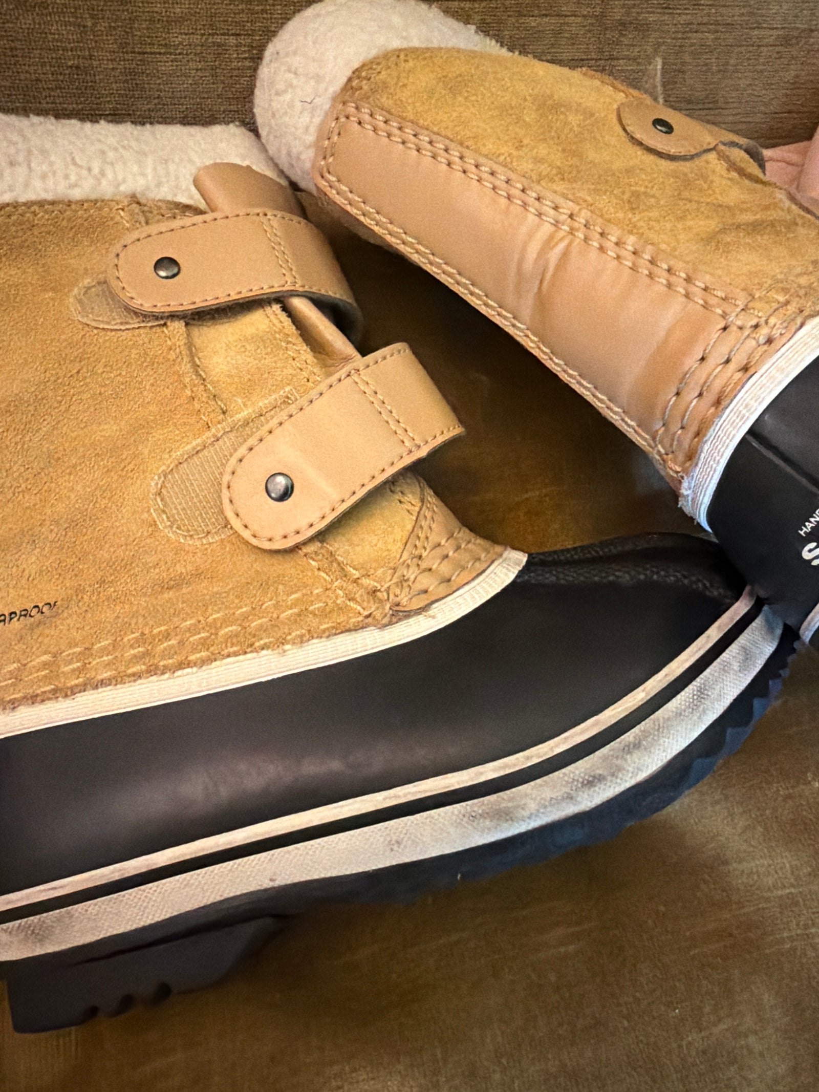 SOREL Caribou / 11