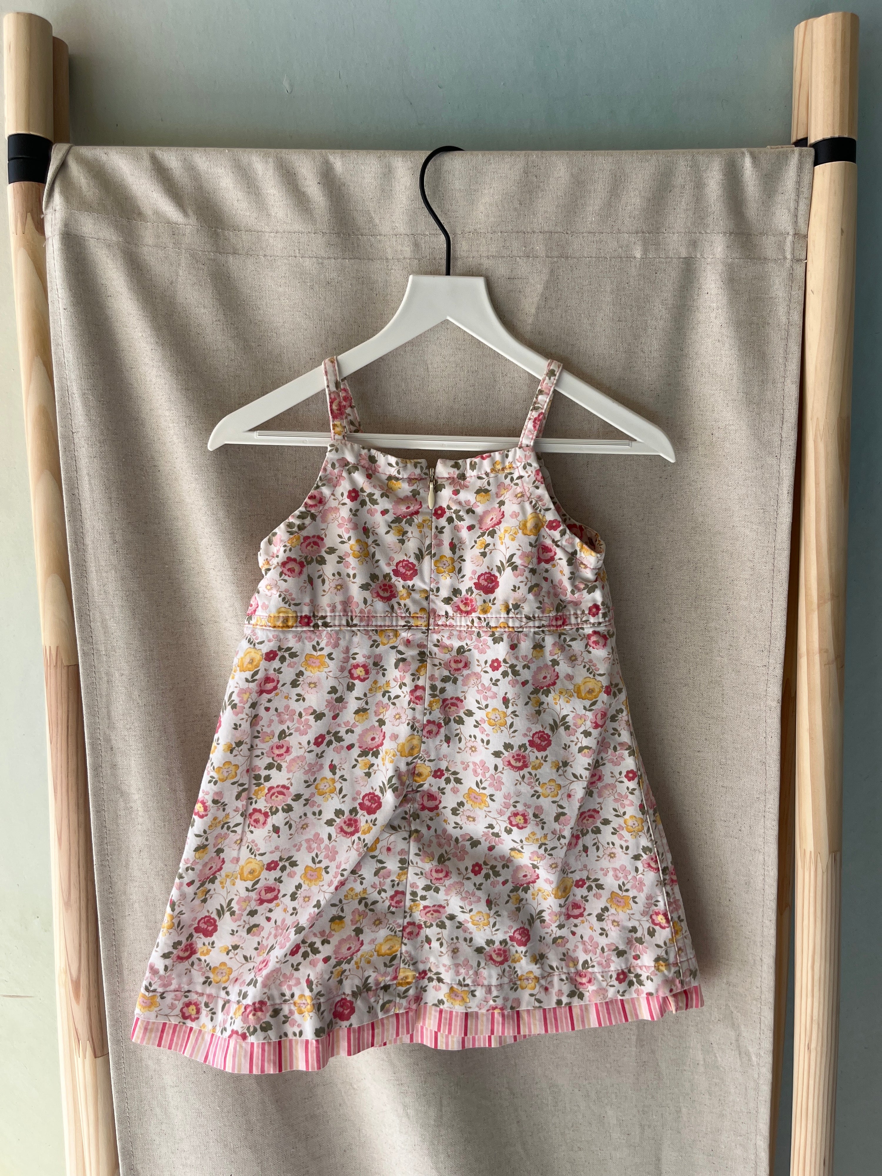 baby gap Floral Sun Dress Dress / 12-18 months