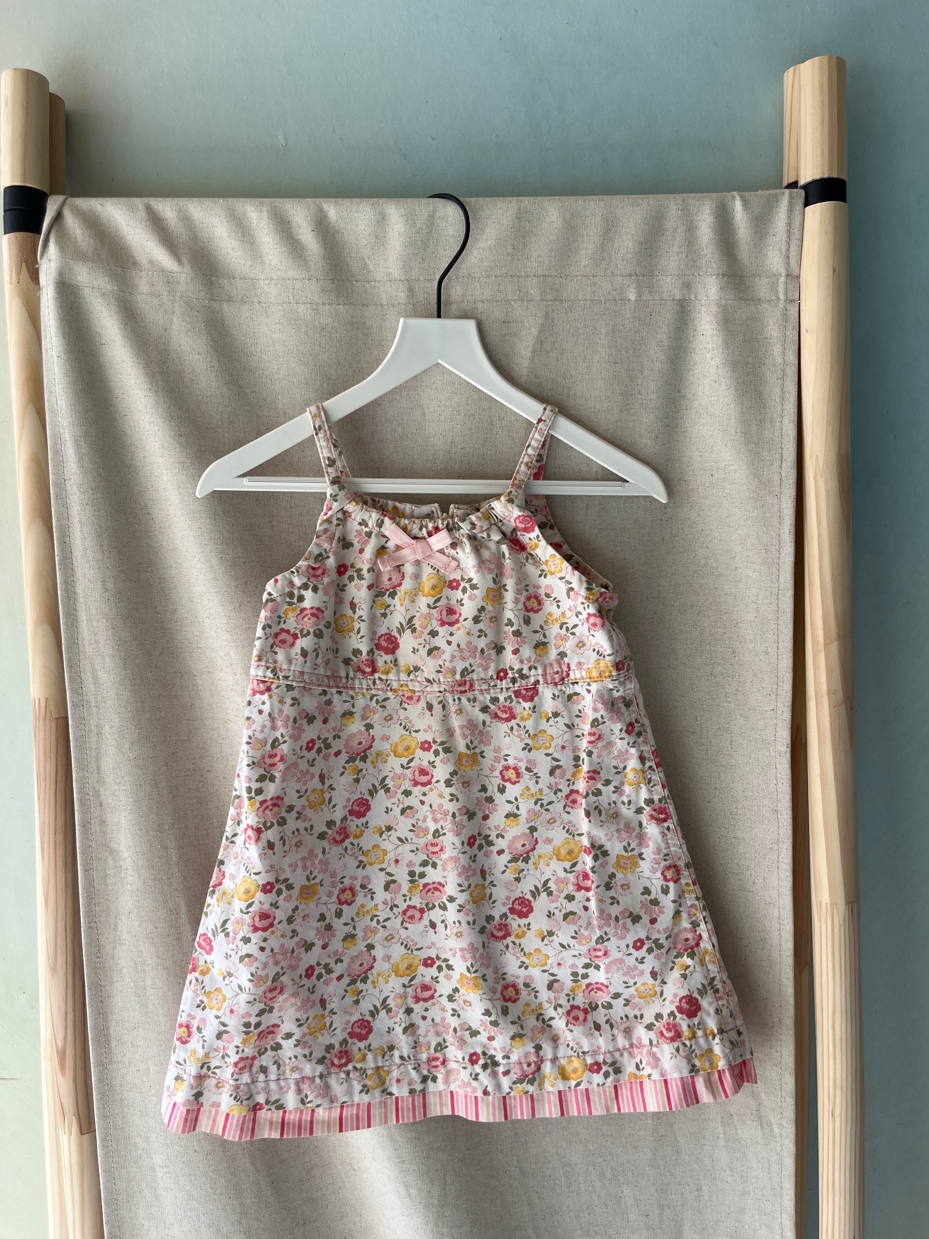 baby gap Floral Sun Dress Dress / 12-18 months