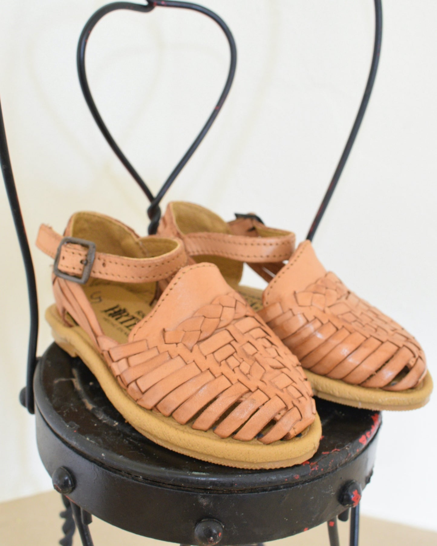 Ricardo Medina Baby Woven Leather Sandals / Size 5
