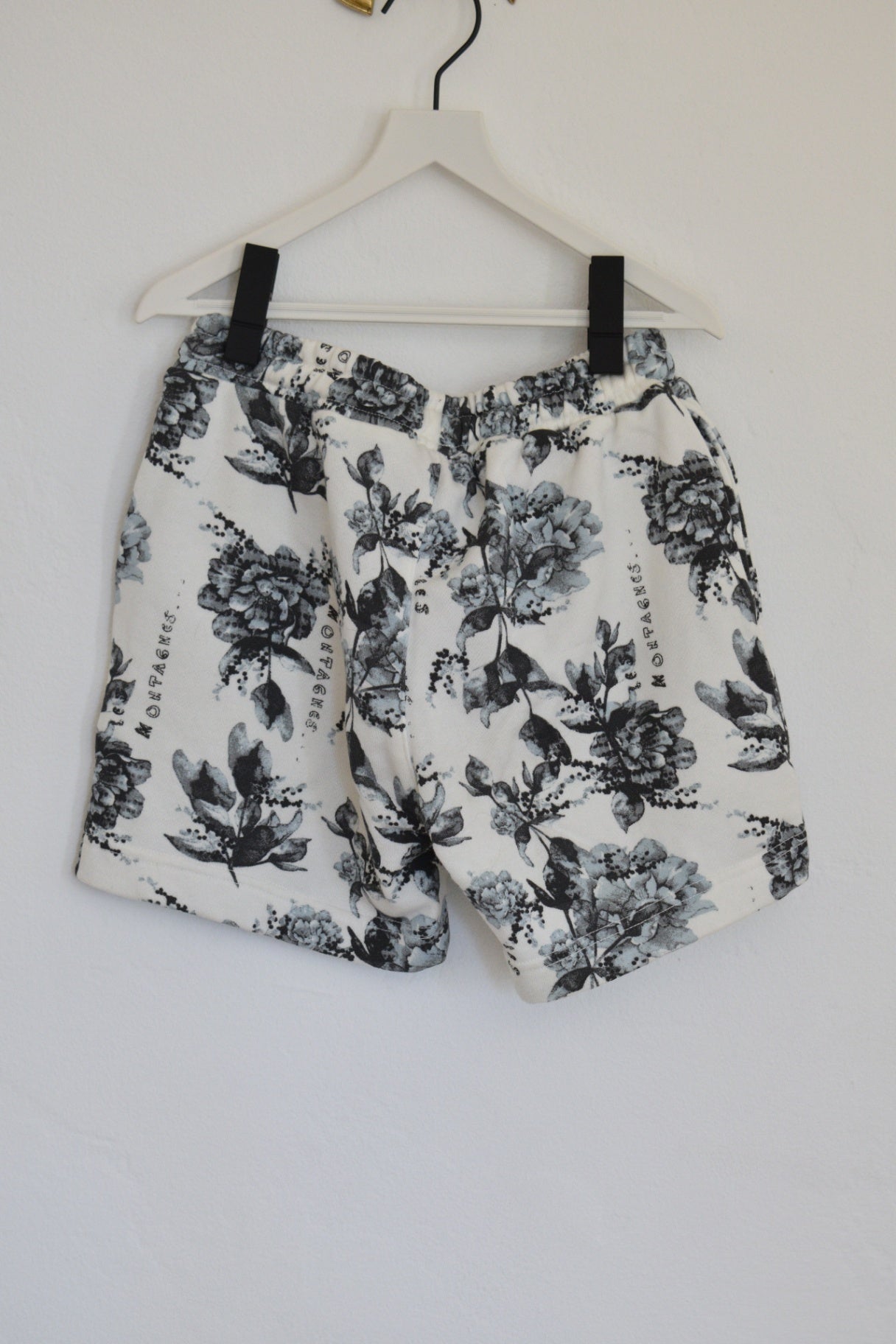 Wolf & Rita Monochromatic Rose Shorts / 4
