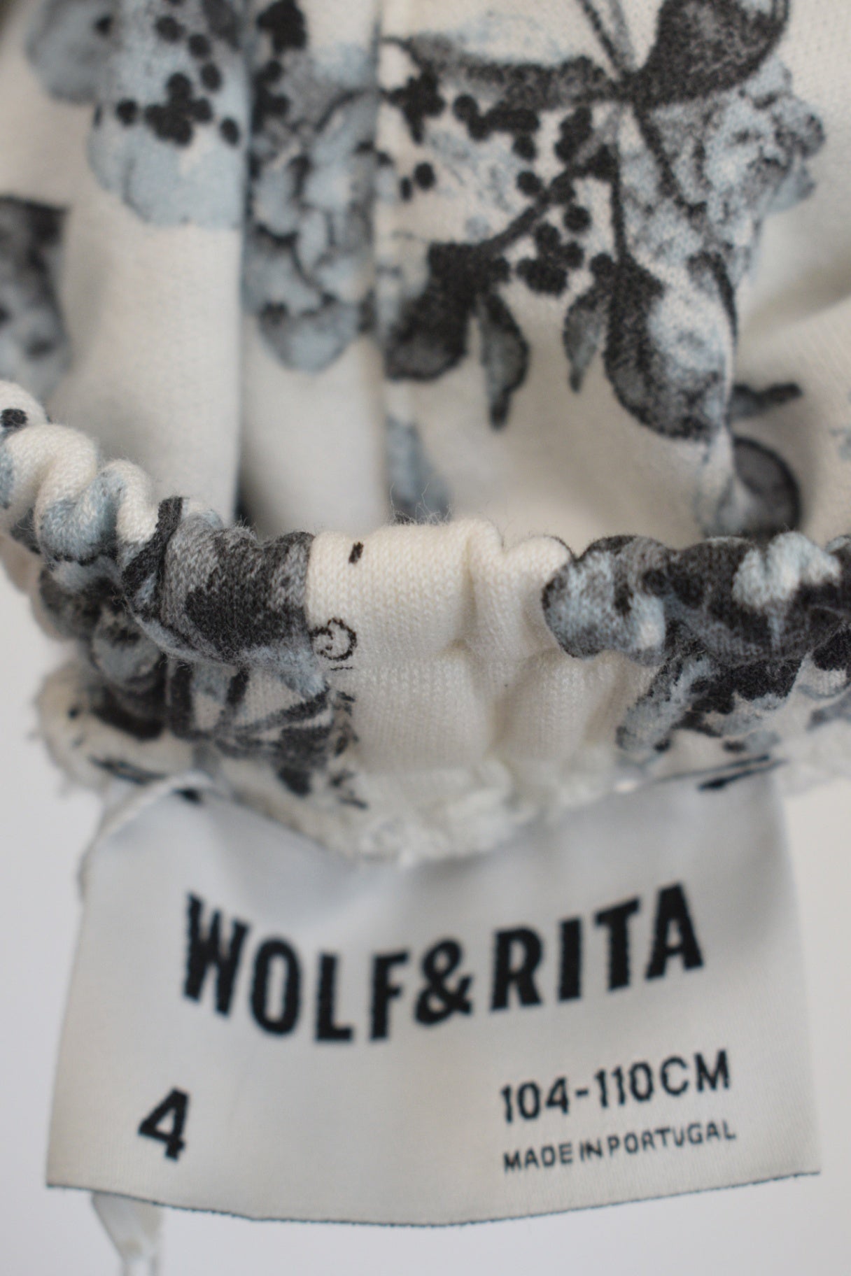Wolf & Rita Monochromatic Rose Shorts / 4