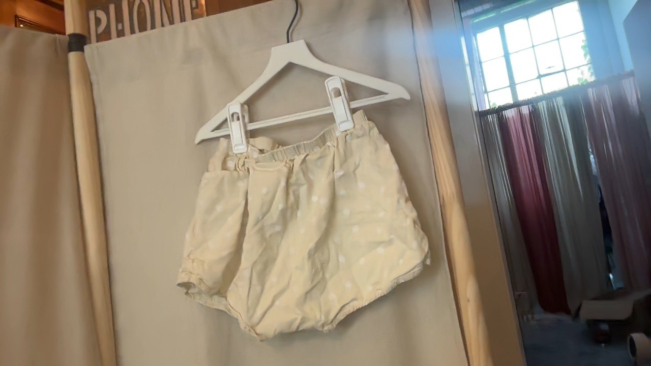Misha & Puff Creamy Yellow with White Dots shorts / 6