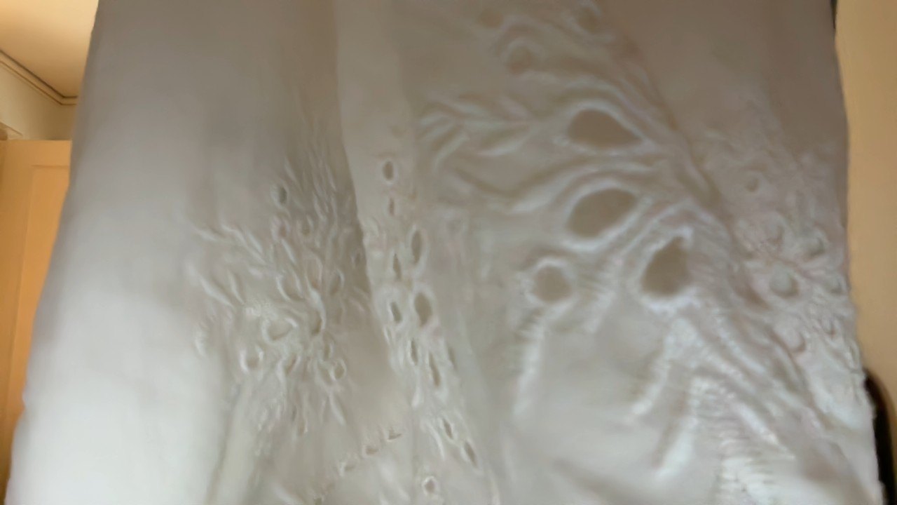 oshkosh b'gosh White eyelet lace Dress / 18 months