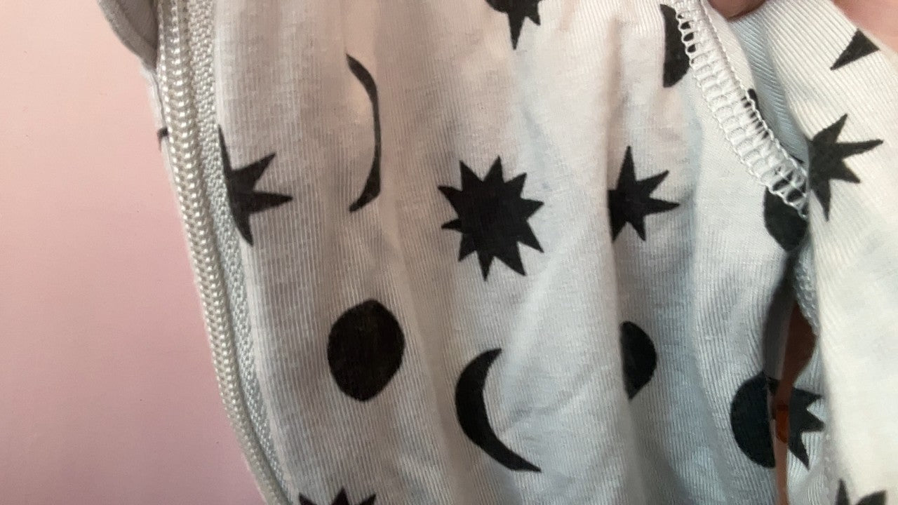 Hanna Andersson moon and stars Footed Pajamas / 18-24 months