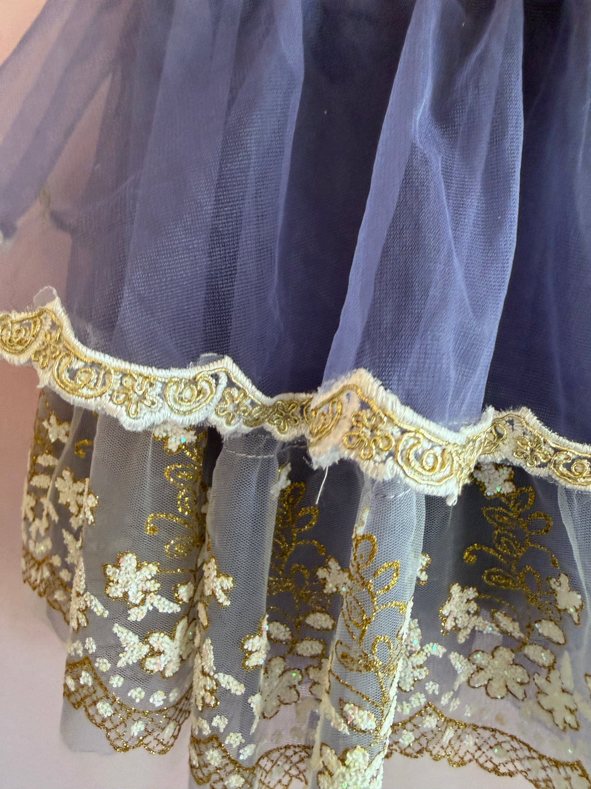 Weissman lavender sparkle costume / 4-6