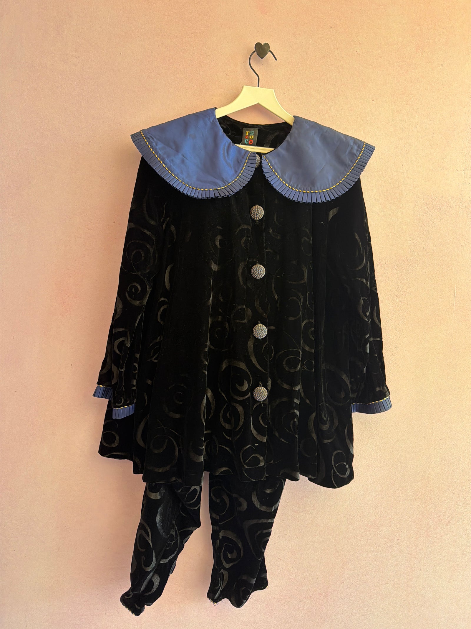 vintage magician costume / 8-10