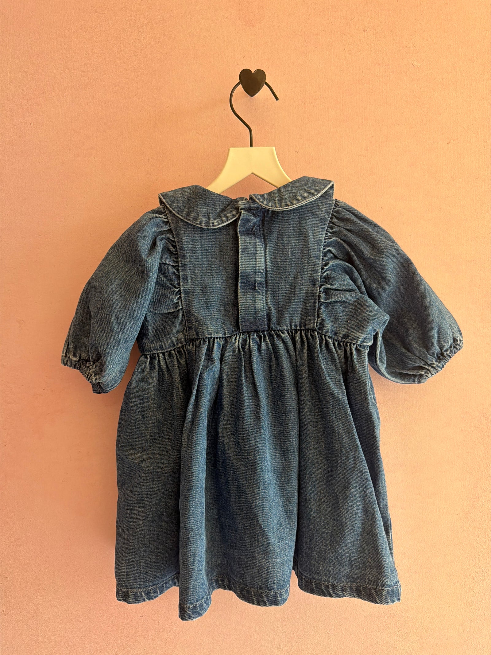 Hanna Andersson Chambray Dress / 12-18 months