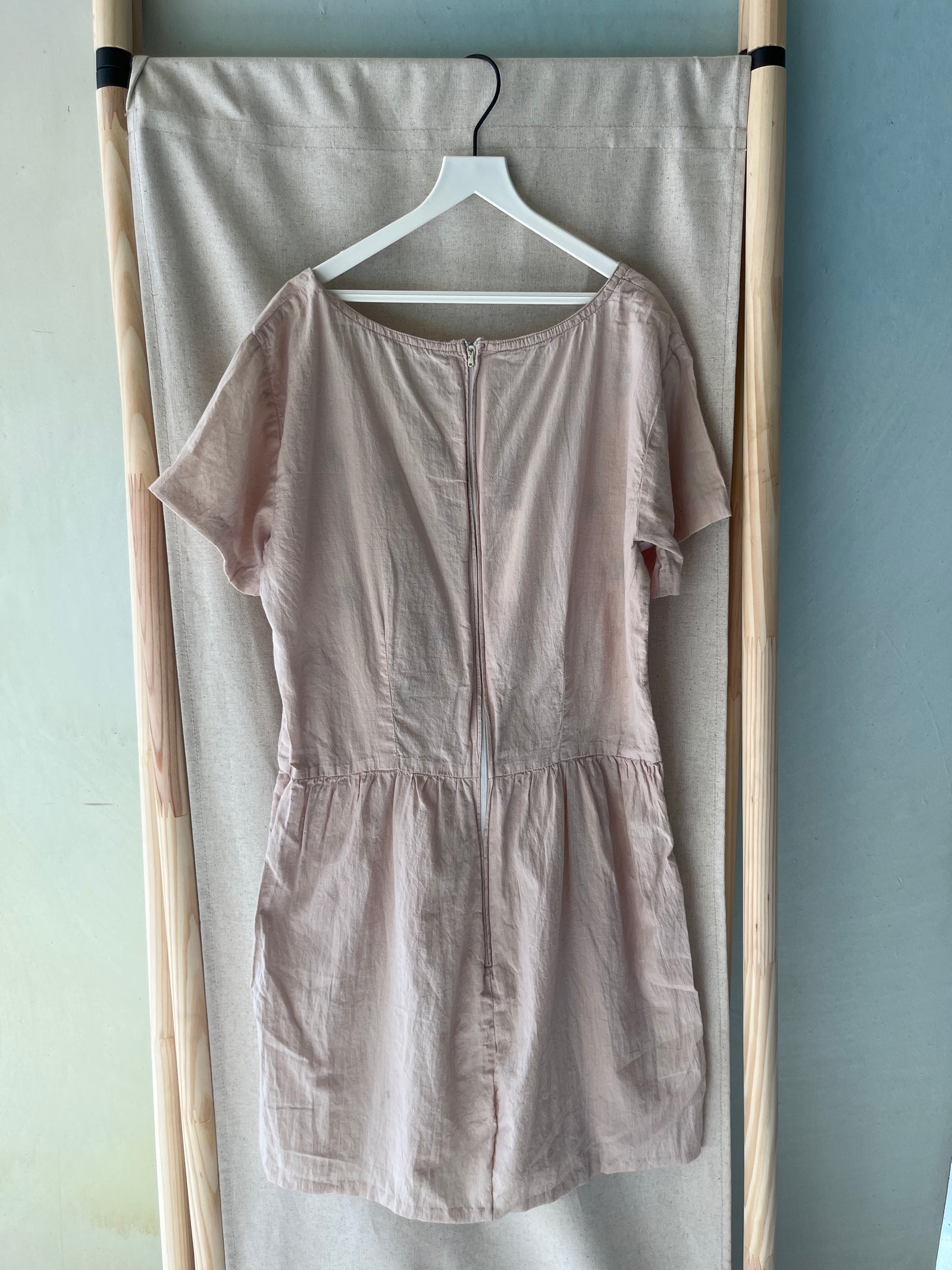 vintage Strawberries & Cream Dress / 10-12