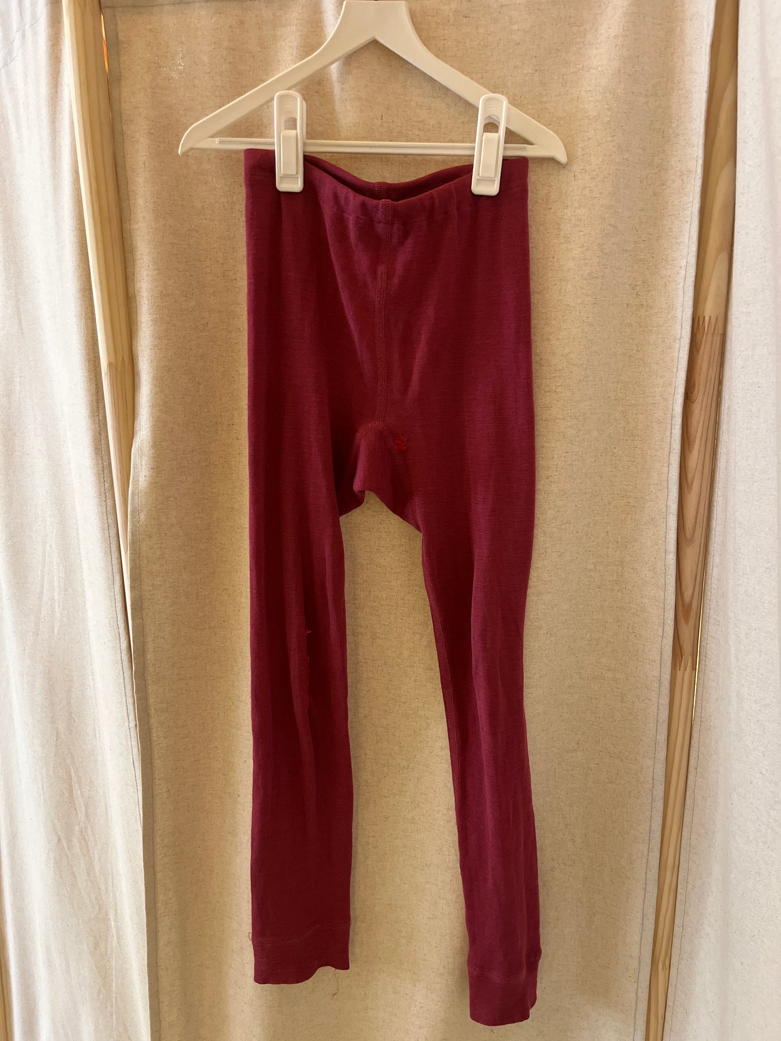 Hocosa Maroon Woolens / 7-8 Years (mending)