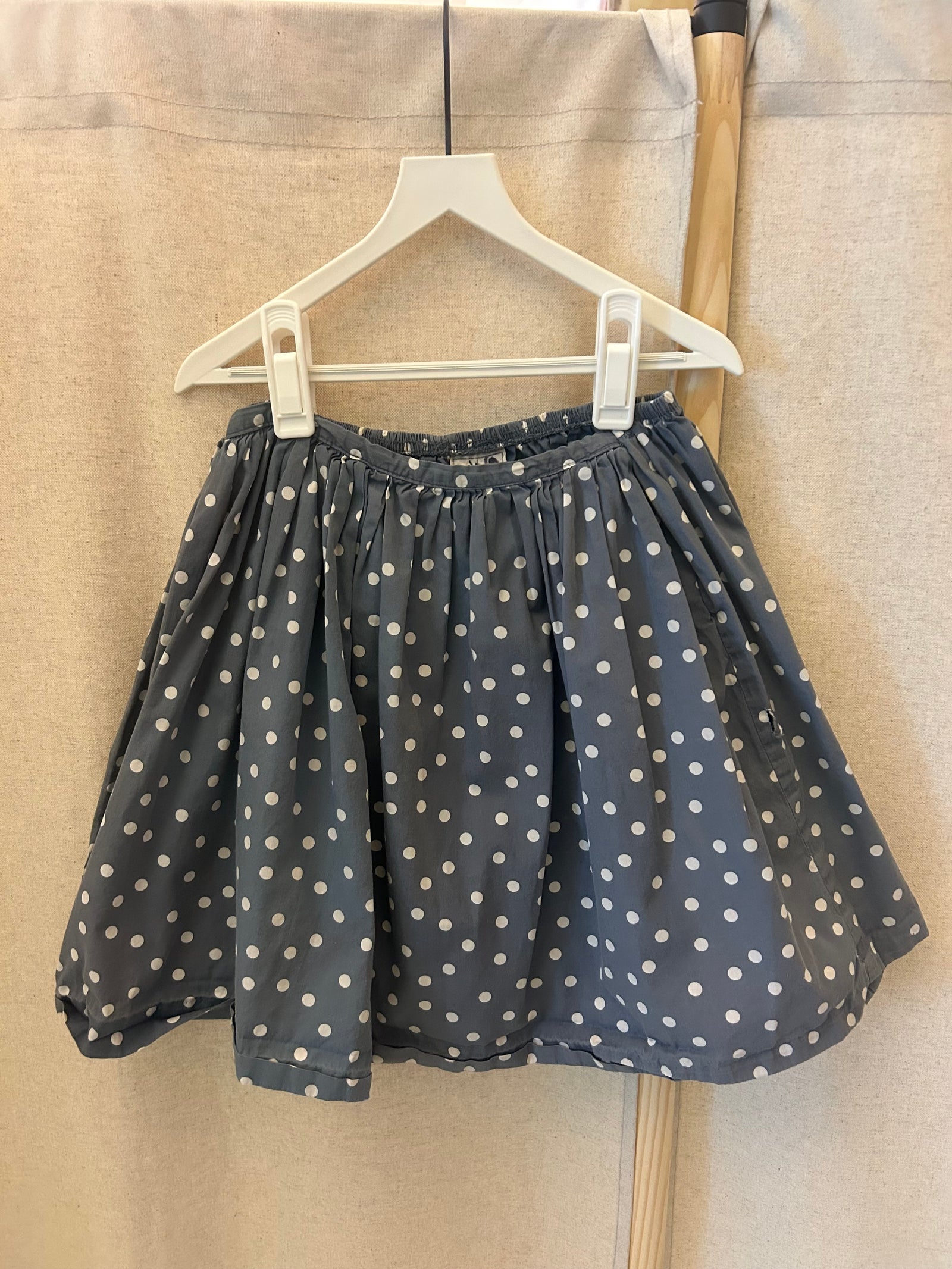 Dagmar Daley Slate White Polka Dot Skirt / 6