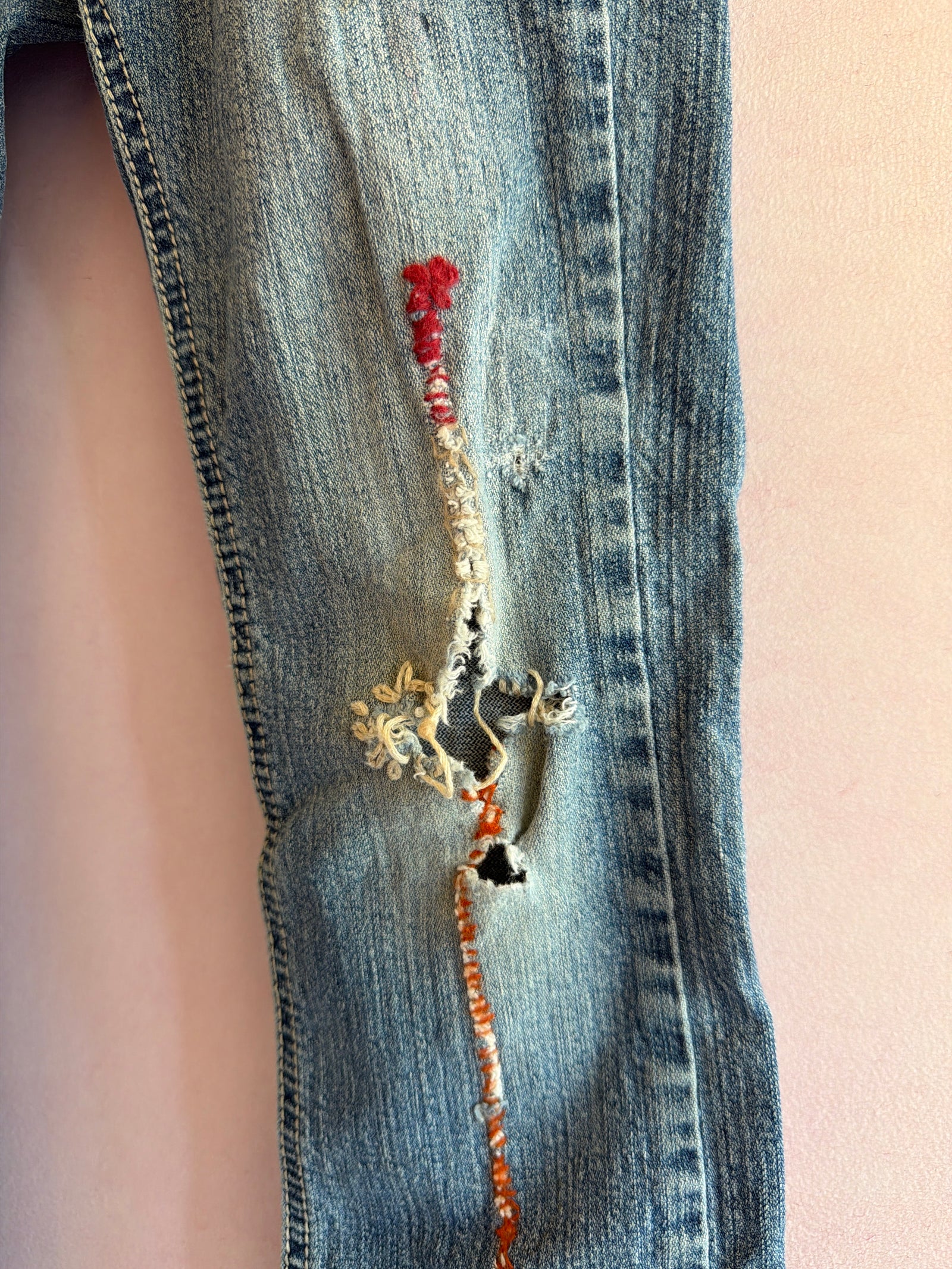 Pumpkin Patch THRASHED Jeans / 6