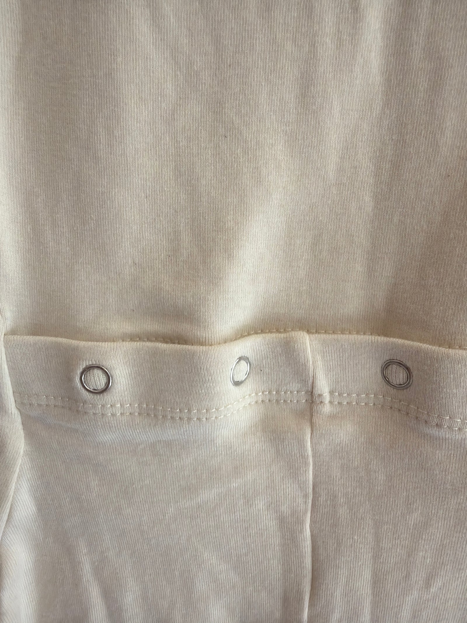 Mabo Off-White Snap Layer / 4-5 years