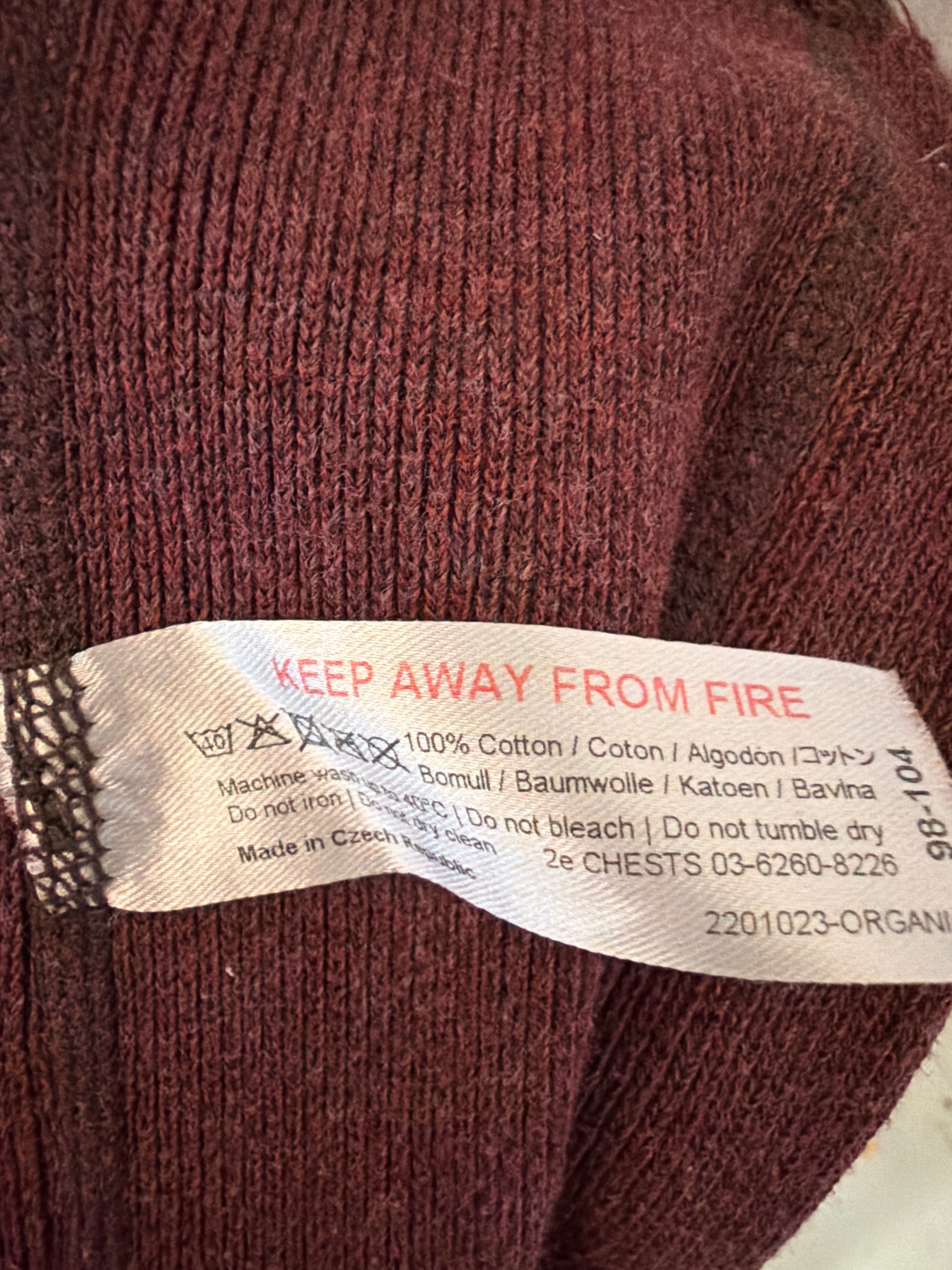 Burgundy Layer Bib / 5T 100% cotton