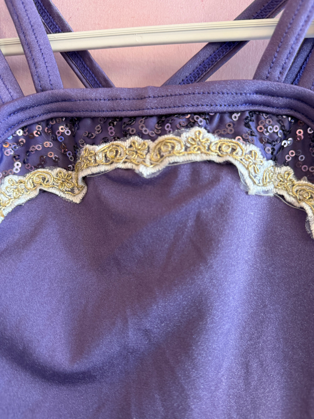Weissman lavender sparkle costume / 4-6