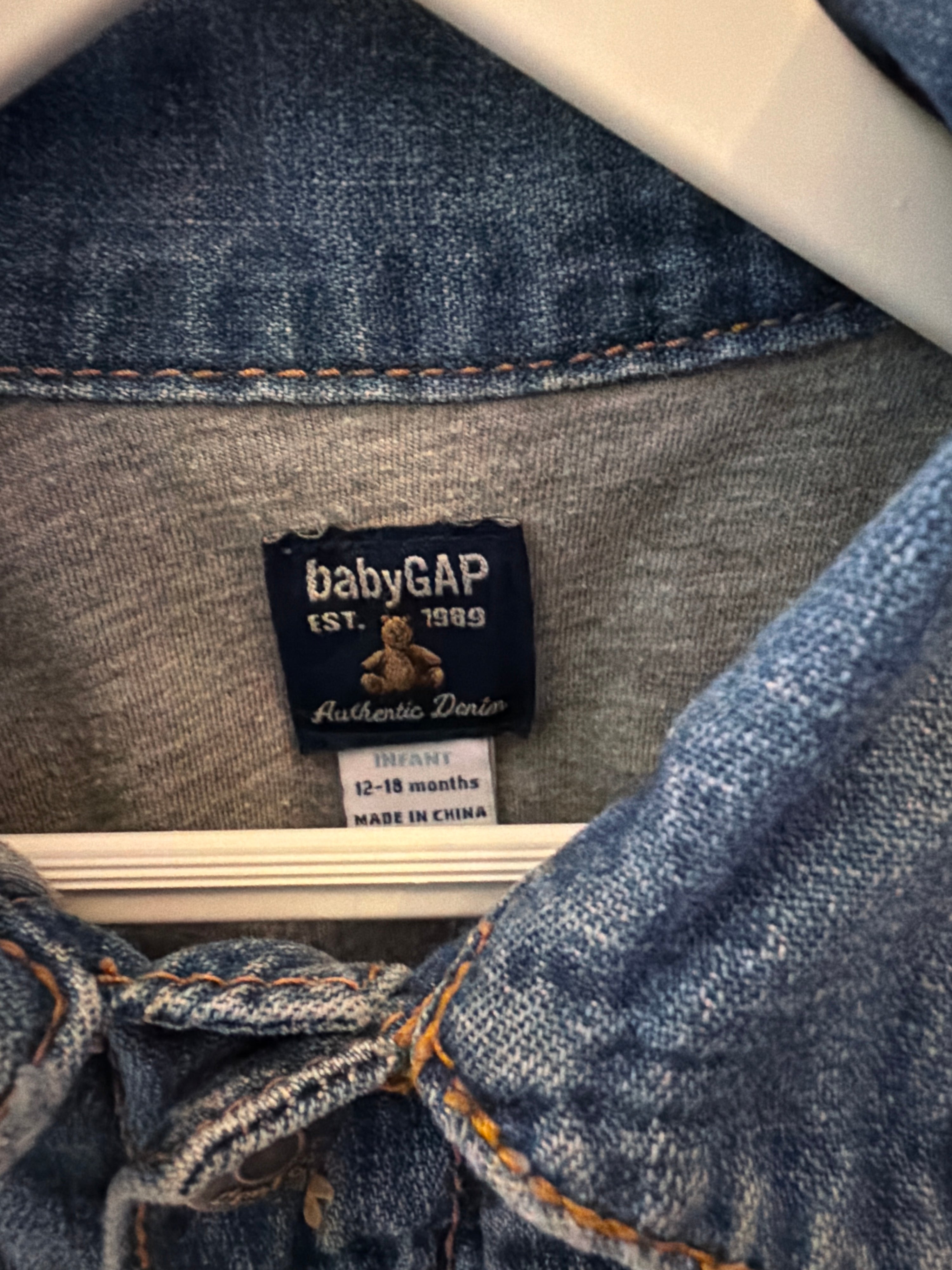babyGAP denim Jacket / 12-18 months