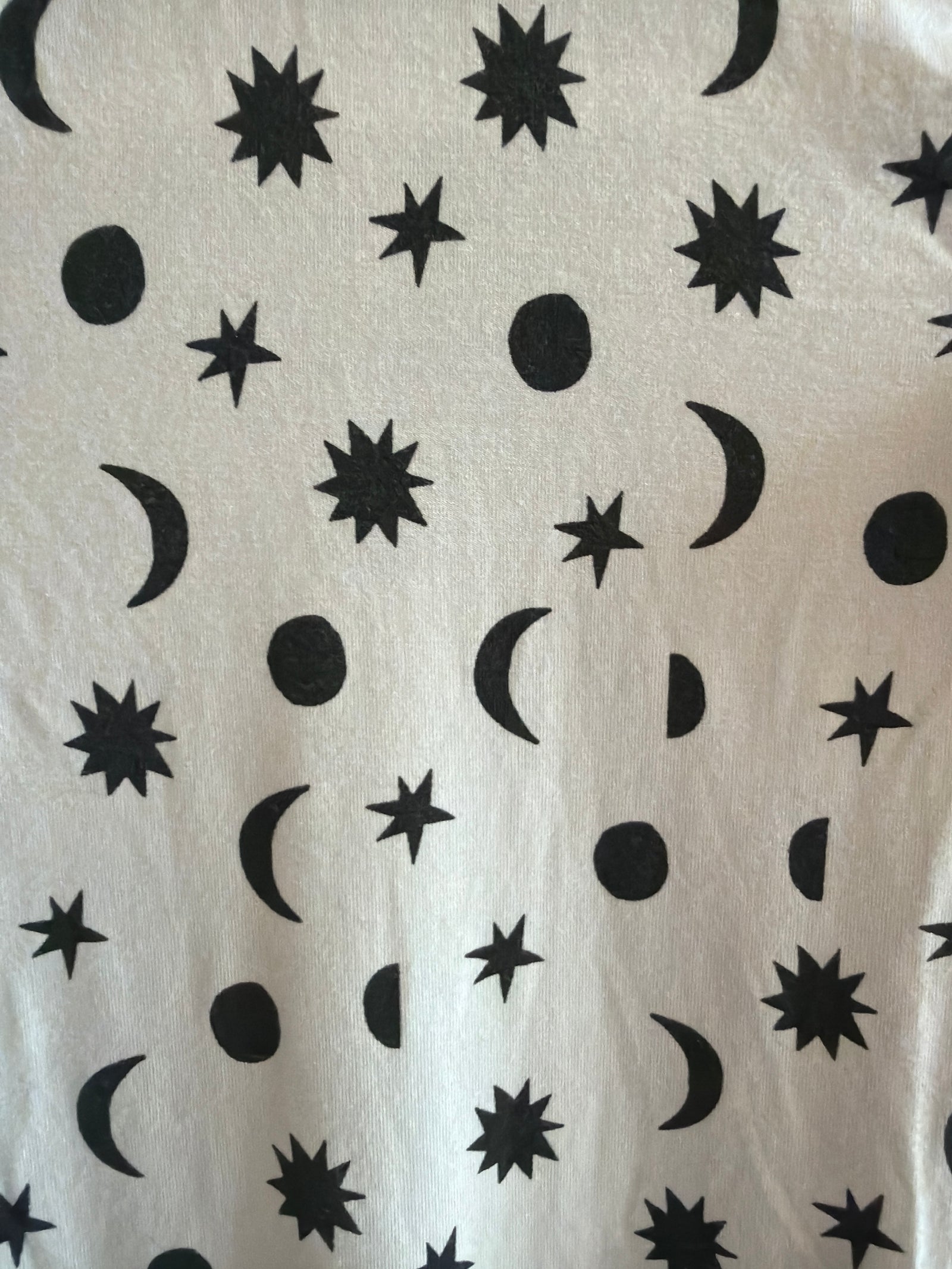 Hanna Andersson moon and stars Footed Pajamas / 18-24 months