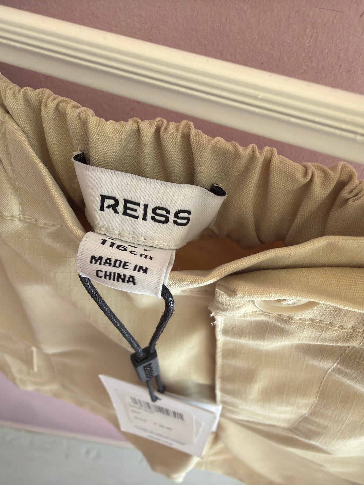 NWT Reiss Beige Shorts / 5-6