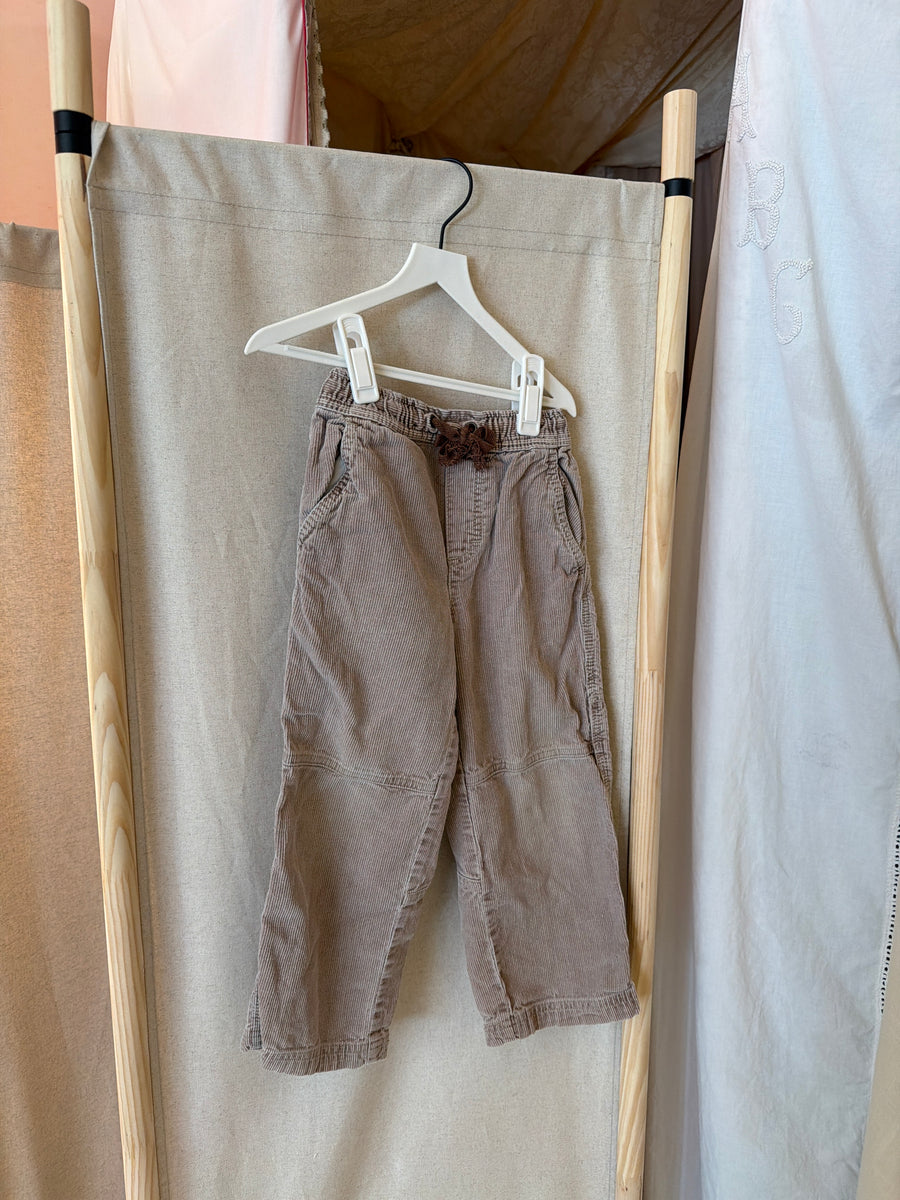 Mini Boden Almond Cords / 4-5 years
