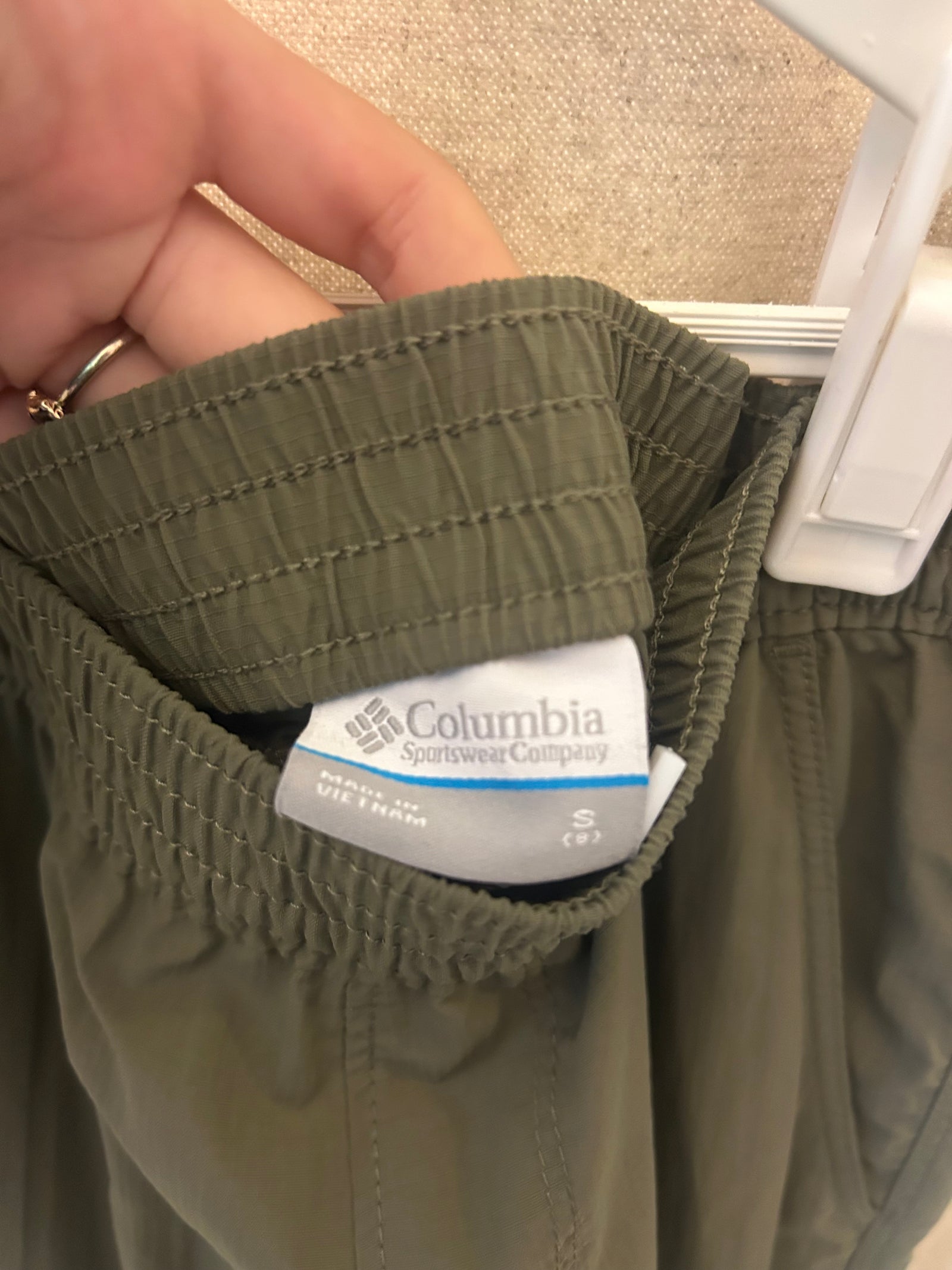 Columbia Olive Trek Pants / 8
