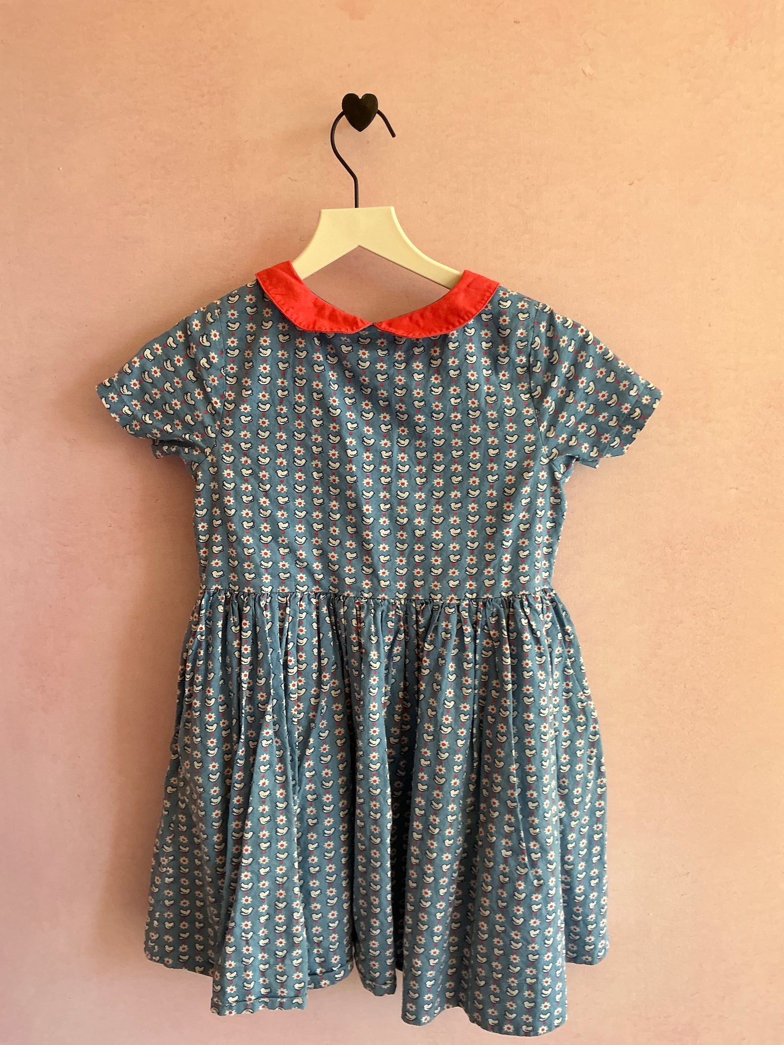 mini boden Stars Doves Peterpan Collar Dress / 6-7 Years