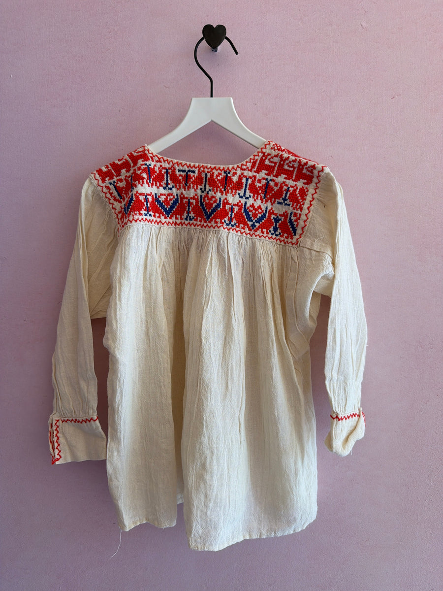 vintage Cream with red and blue cross-stitch / 6-8 years