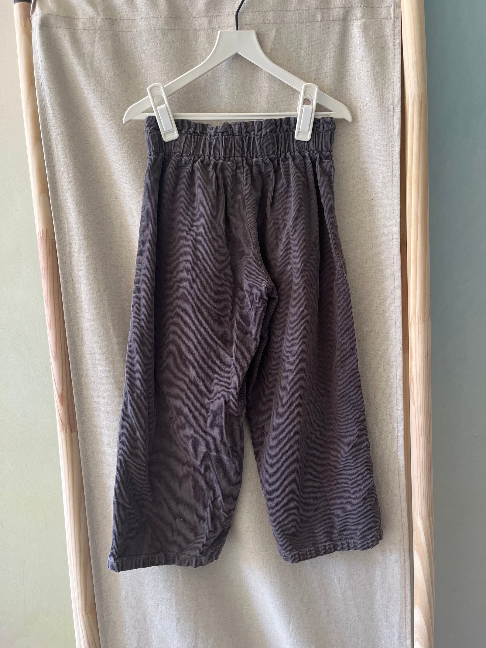 Rylee + Cru Gray Barrel Pants / 6-7 Years (creative mending)