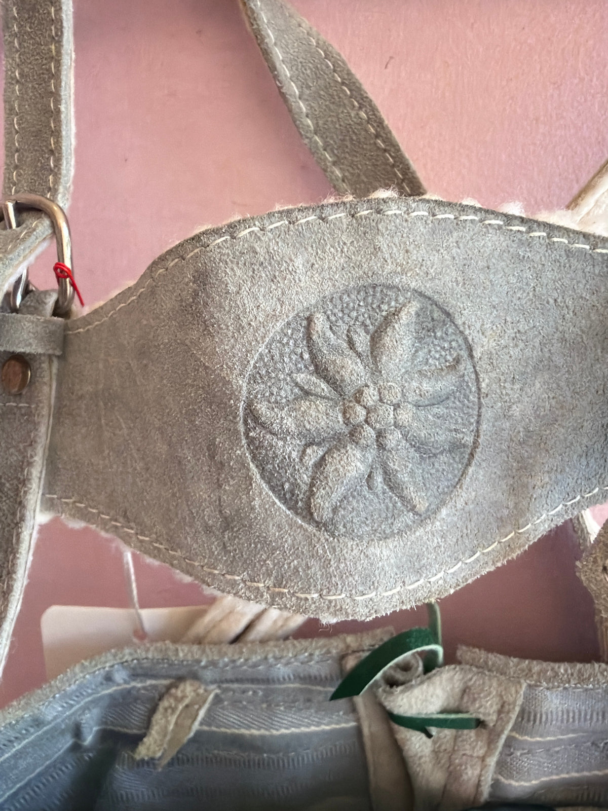 vintage Beige Lederhosen / Youth Small