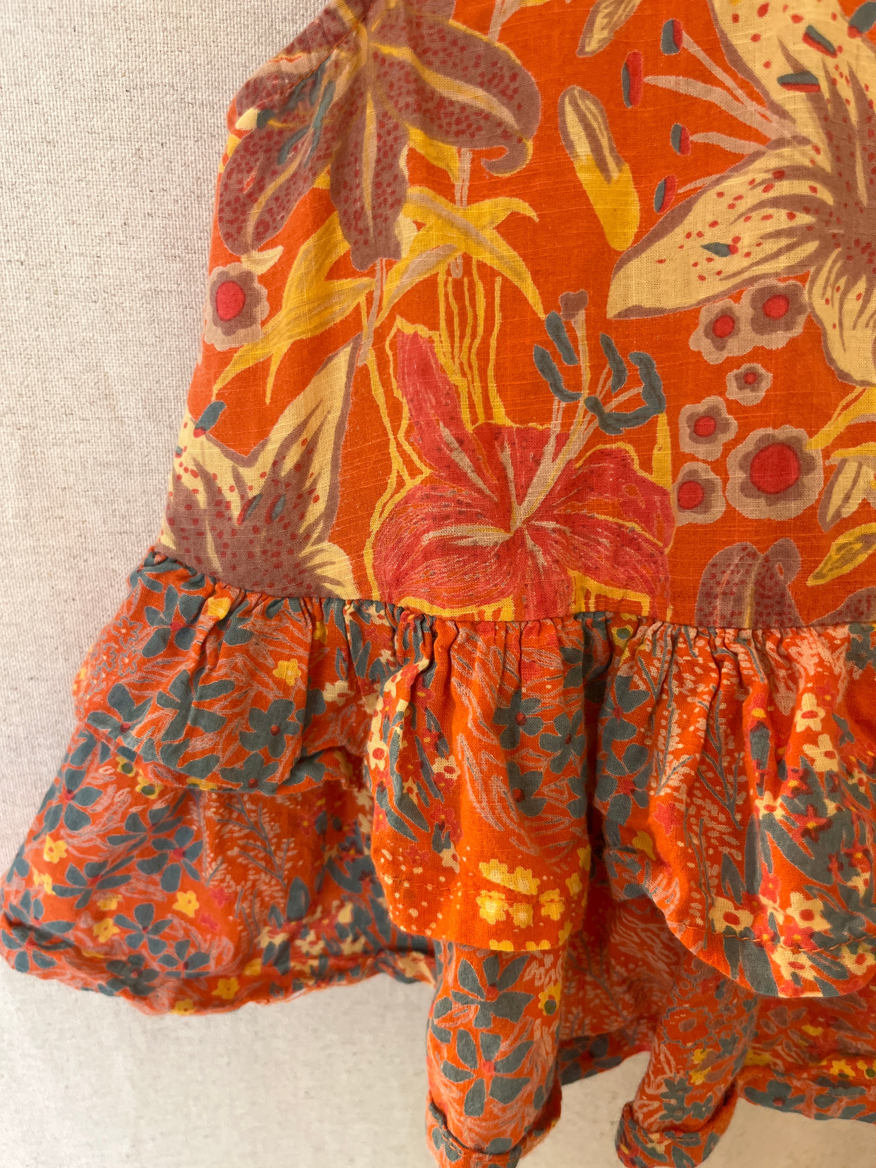 fabindia Bright Tropical Floral Top / 6-12 months