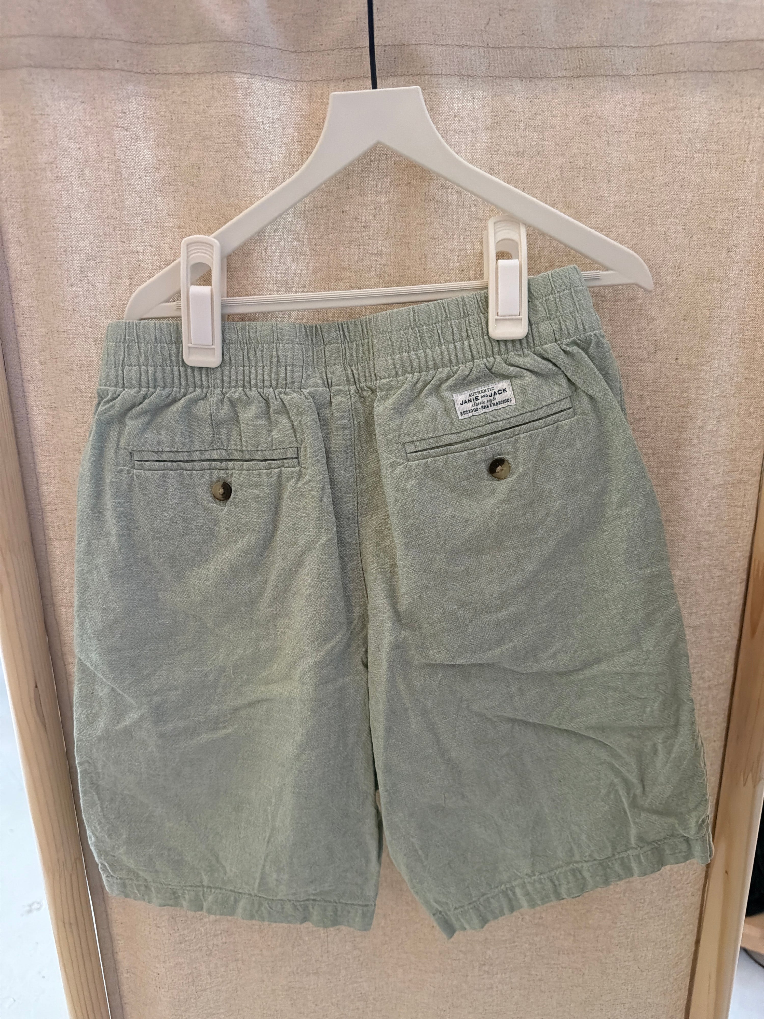 janie and jack sage shorts / 10
