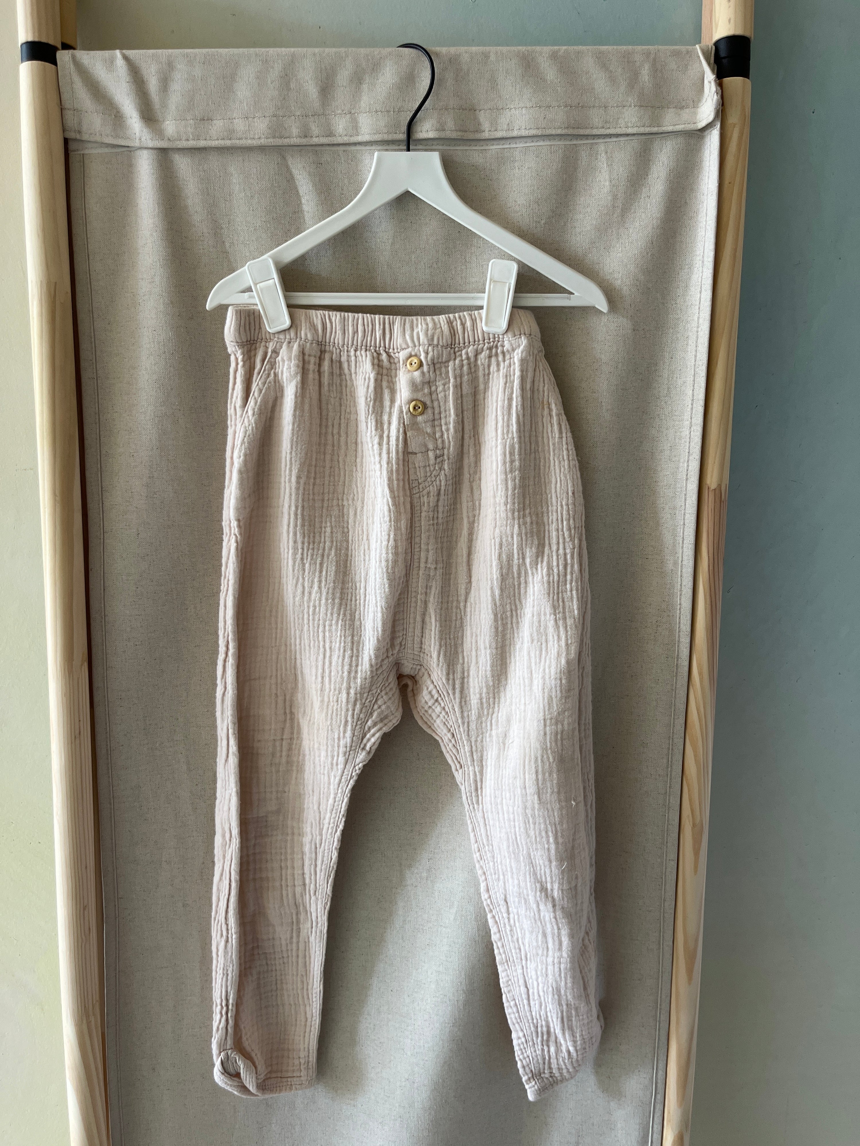 H&M Muslin Pants / 3-4 Years (thrashed)