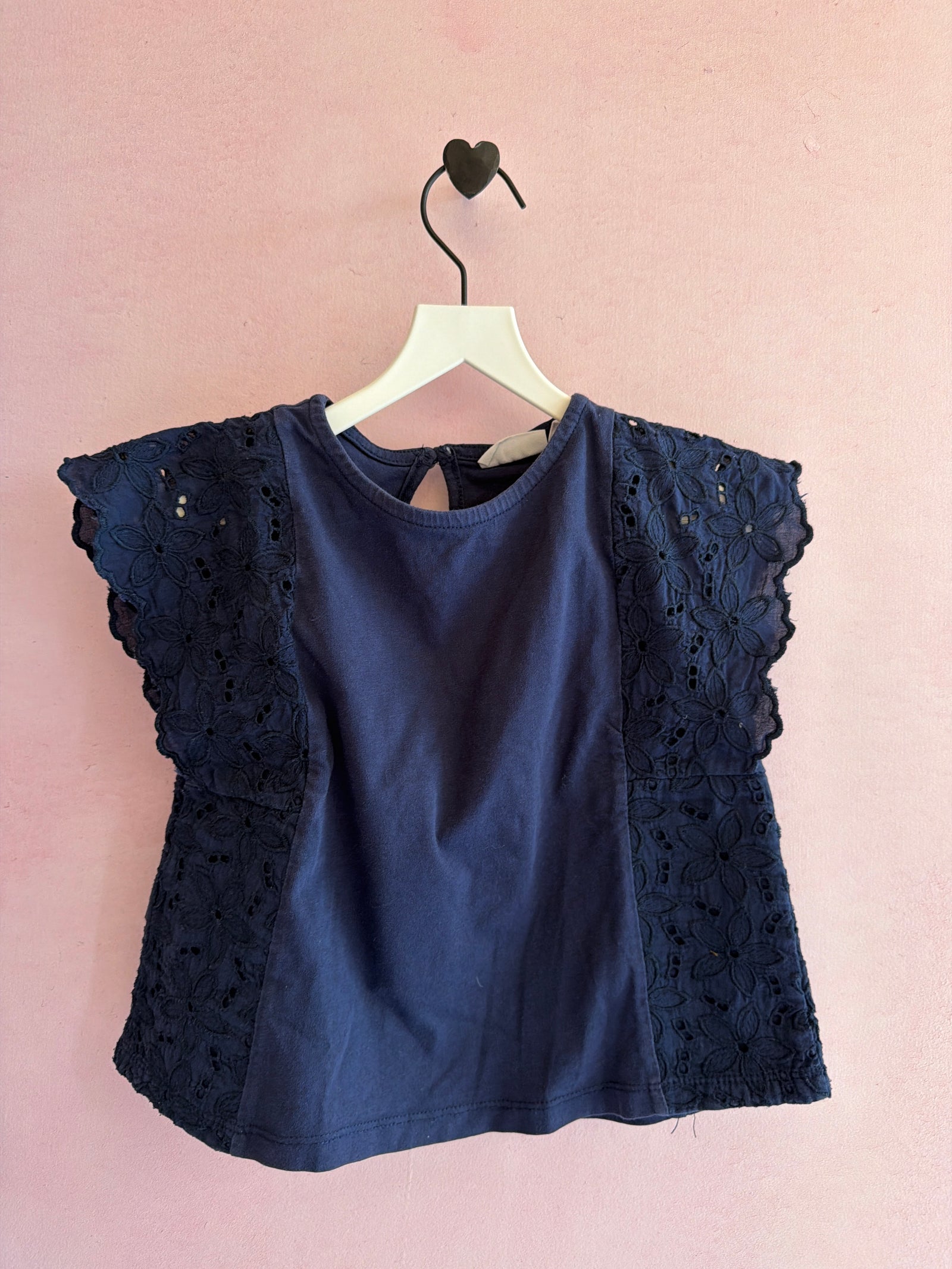 M&G kids Navy Blue Eyelet top / 4-5 years