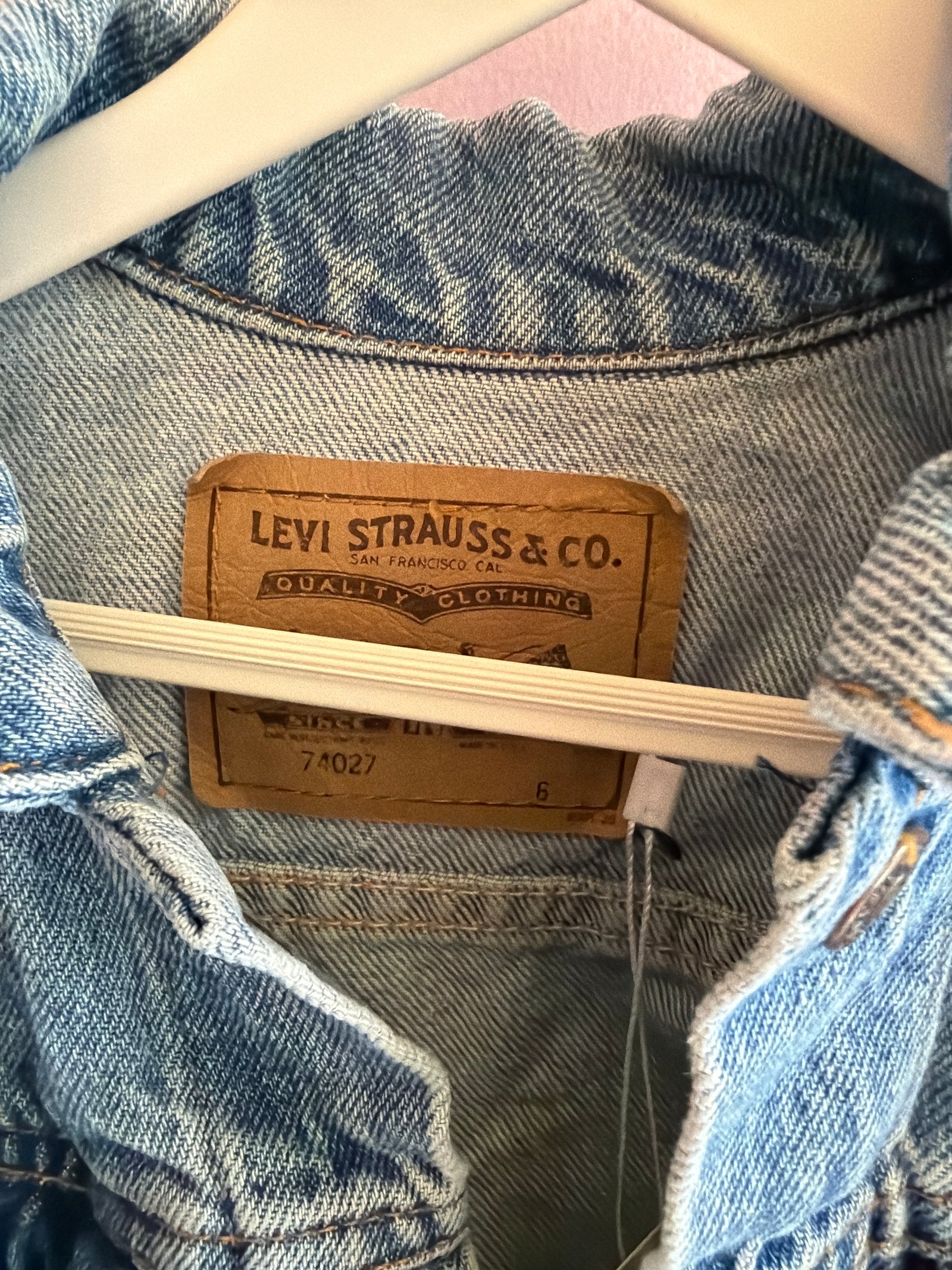 vintage September 1992 Levi's Blue Denim Jacket / 6