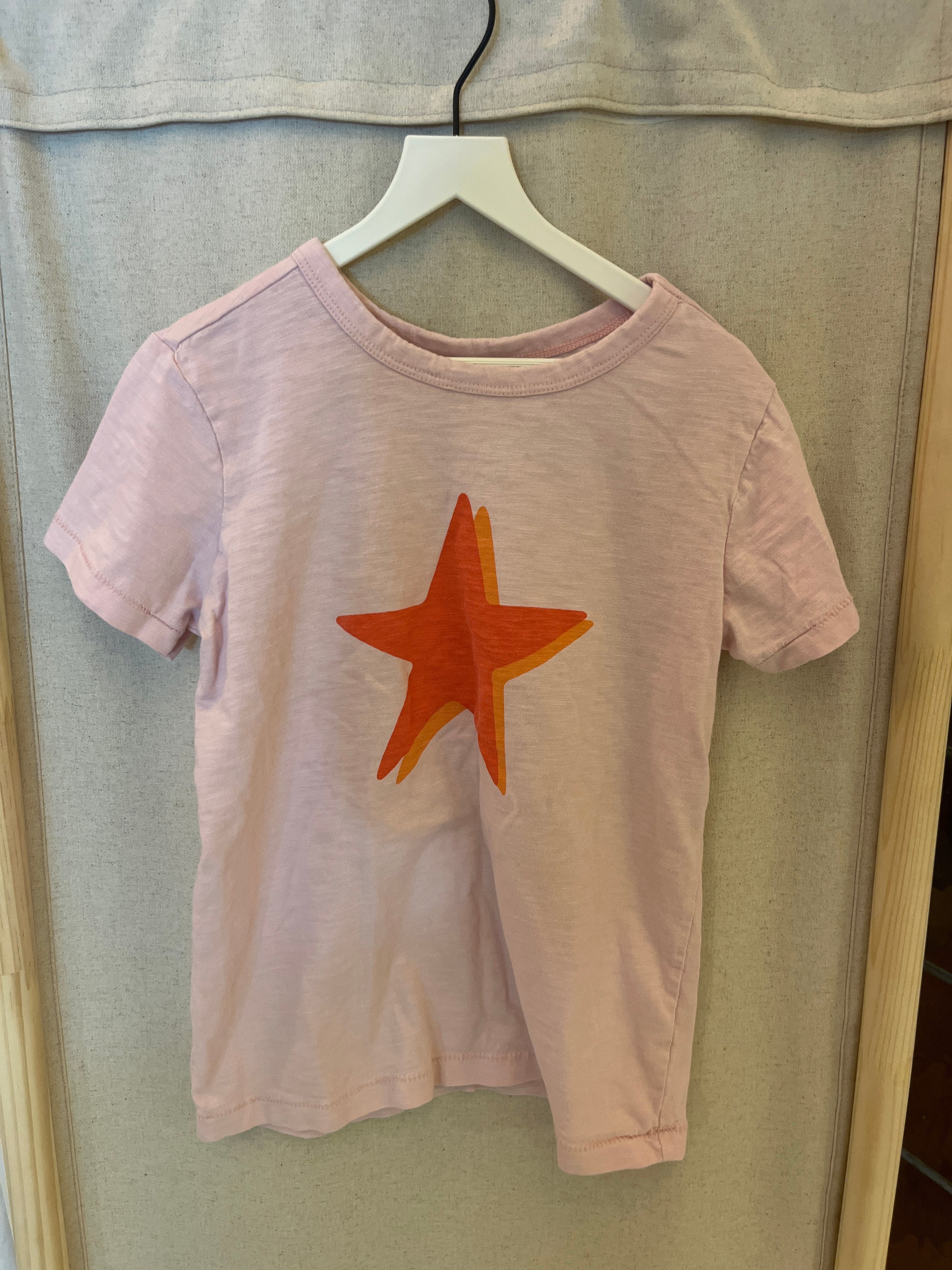Primary Star Pink T-Shirt / 6-7 Years