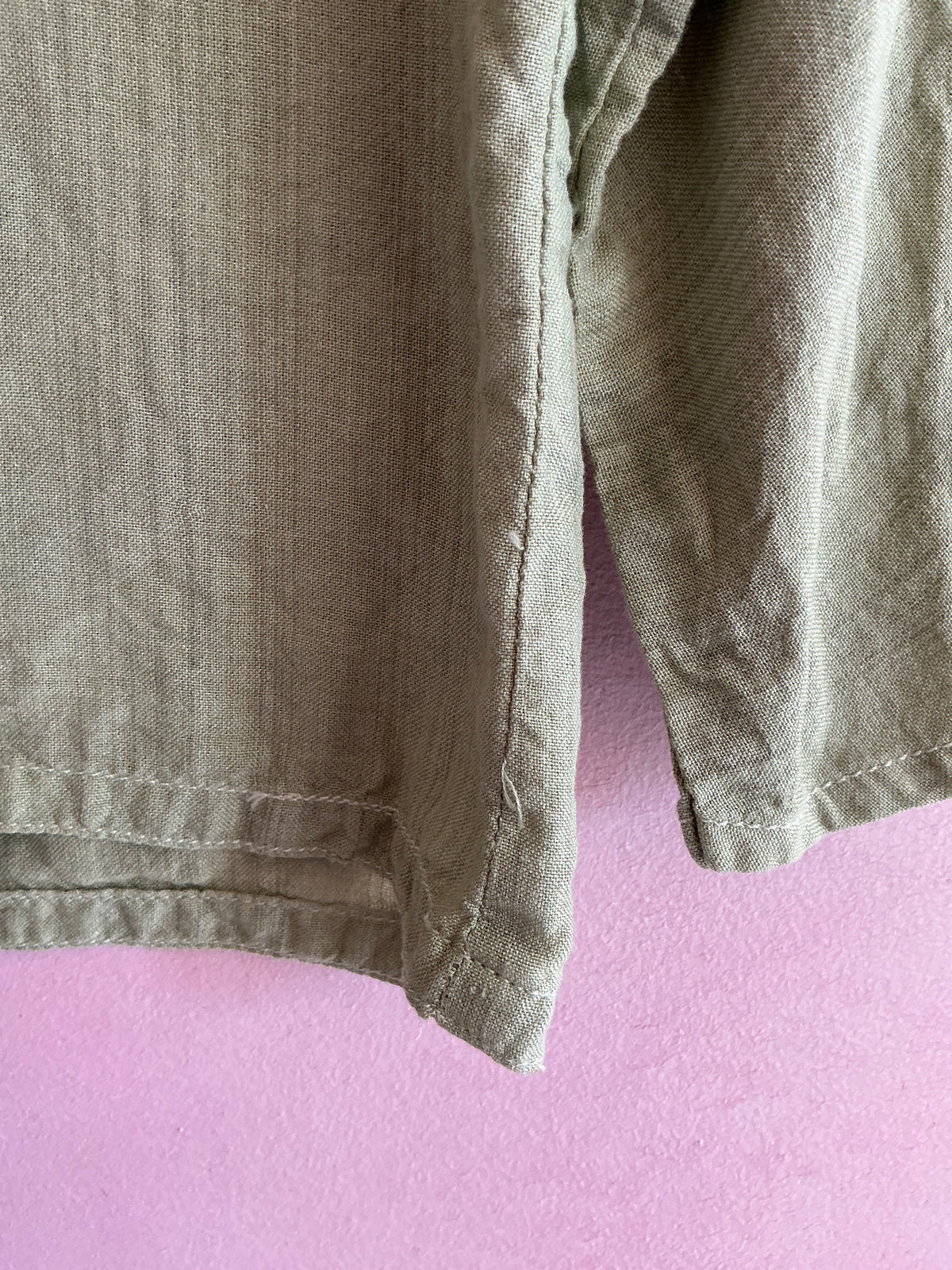 hellenius botanicals Ahimsa Silk Sage Top / 3